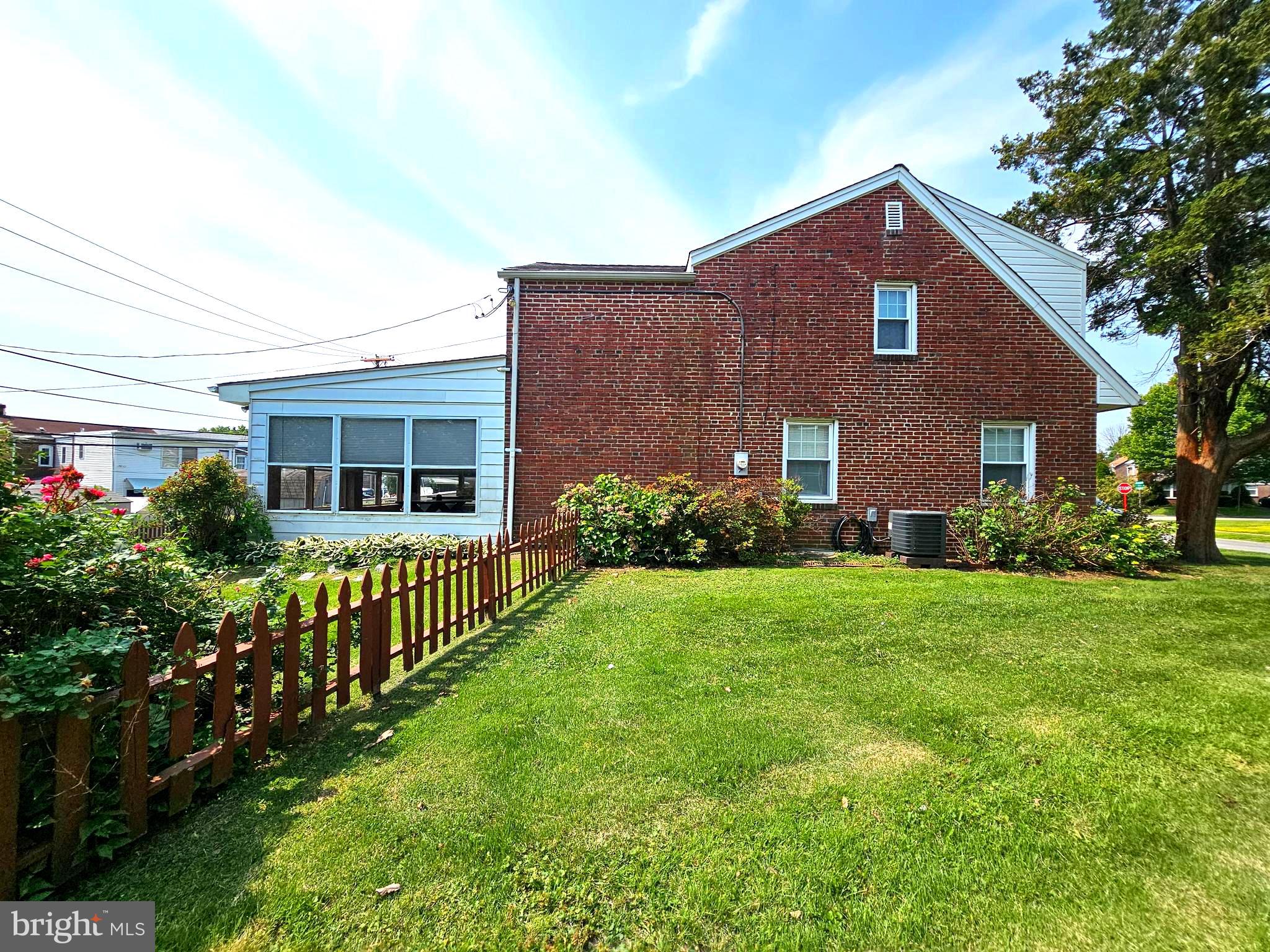 LEEDOM ESTS - Residential