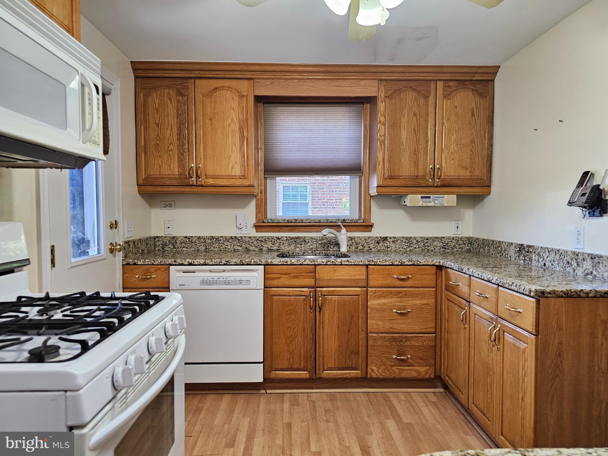 LEEDOM ESTS - Residential