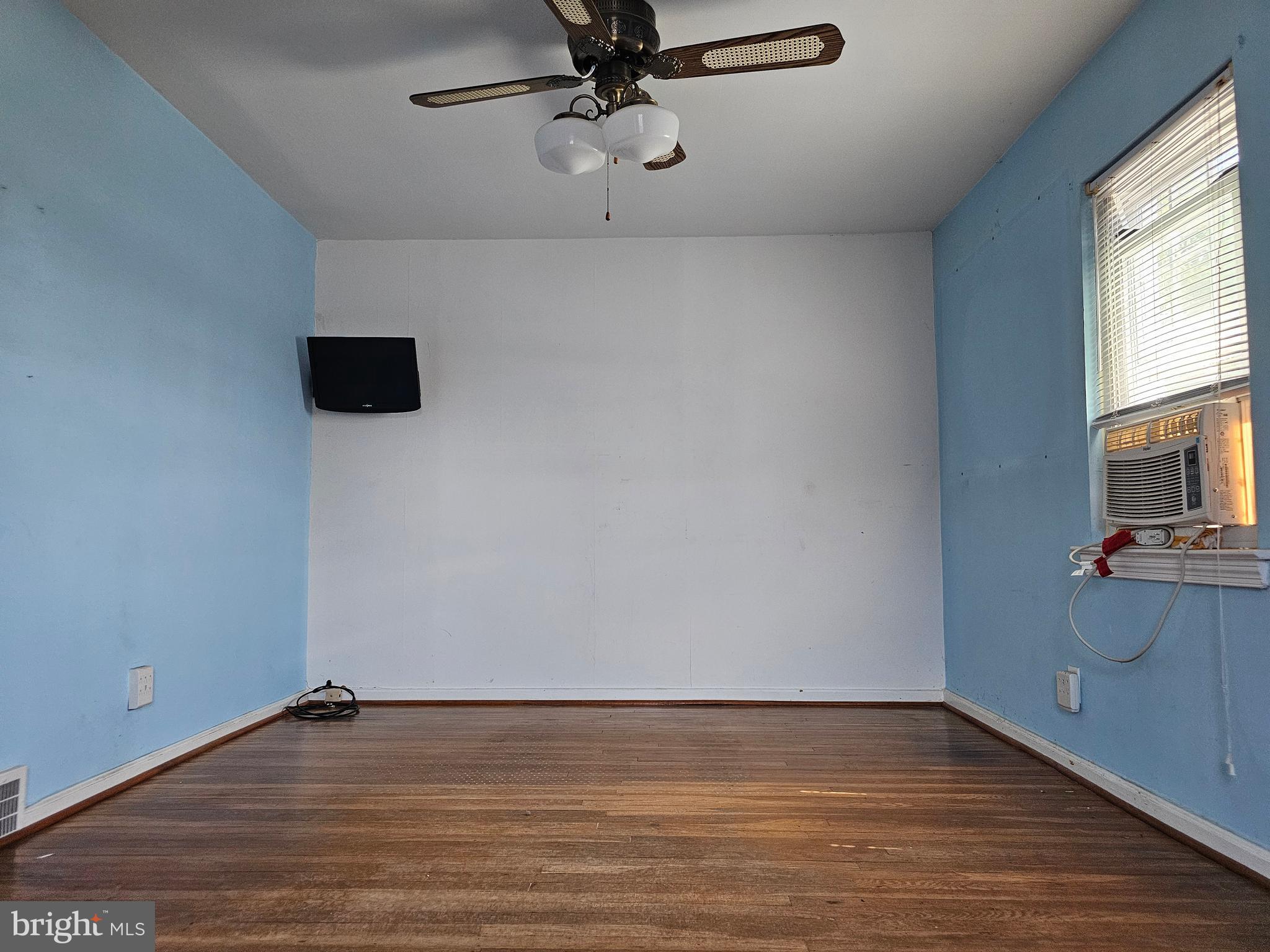 LEEDOM ESTS - Residential