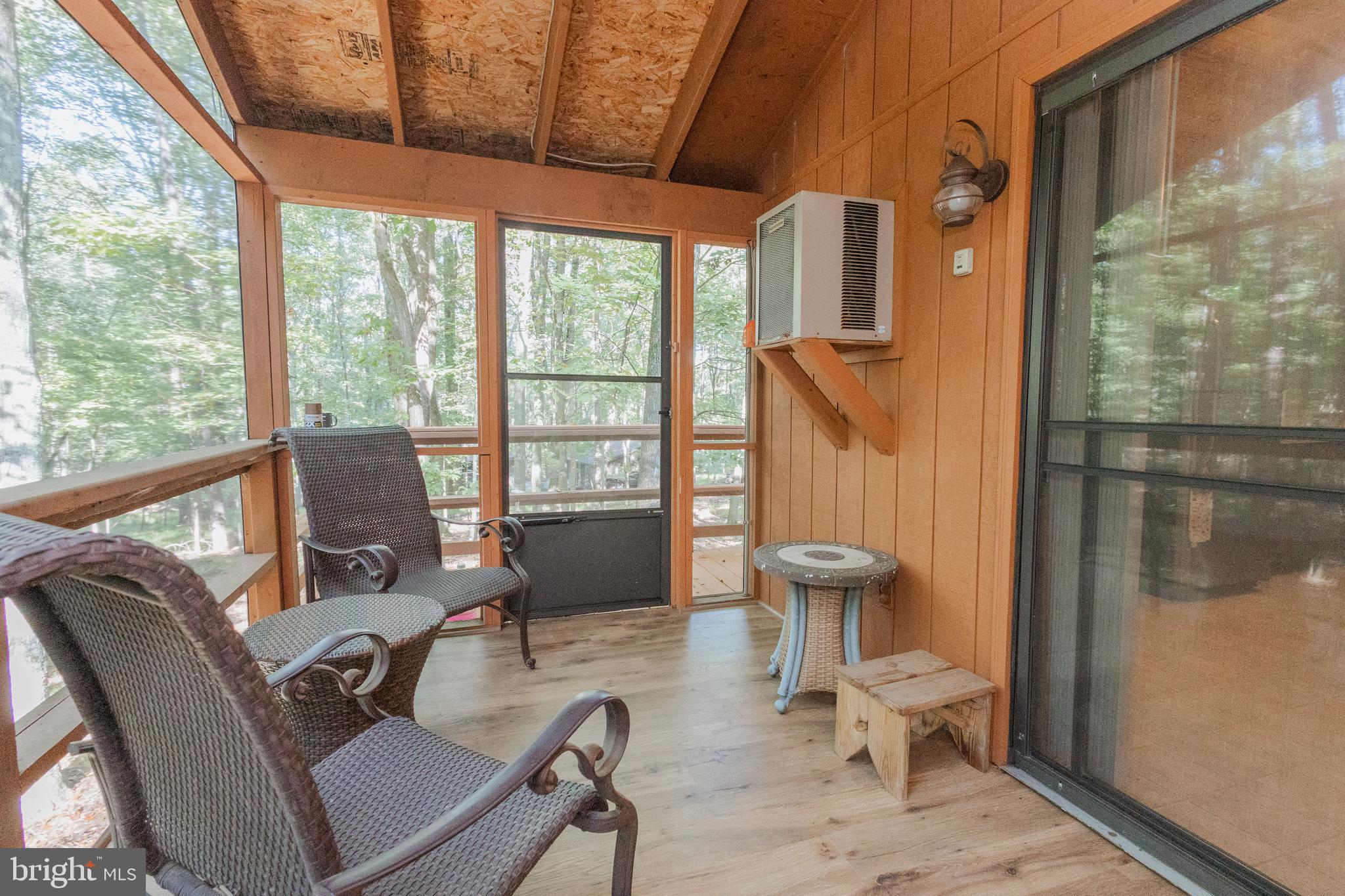 THE WOODS - Residential