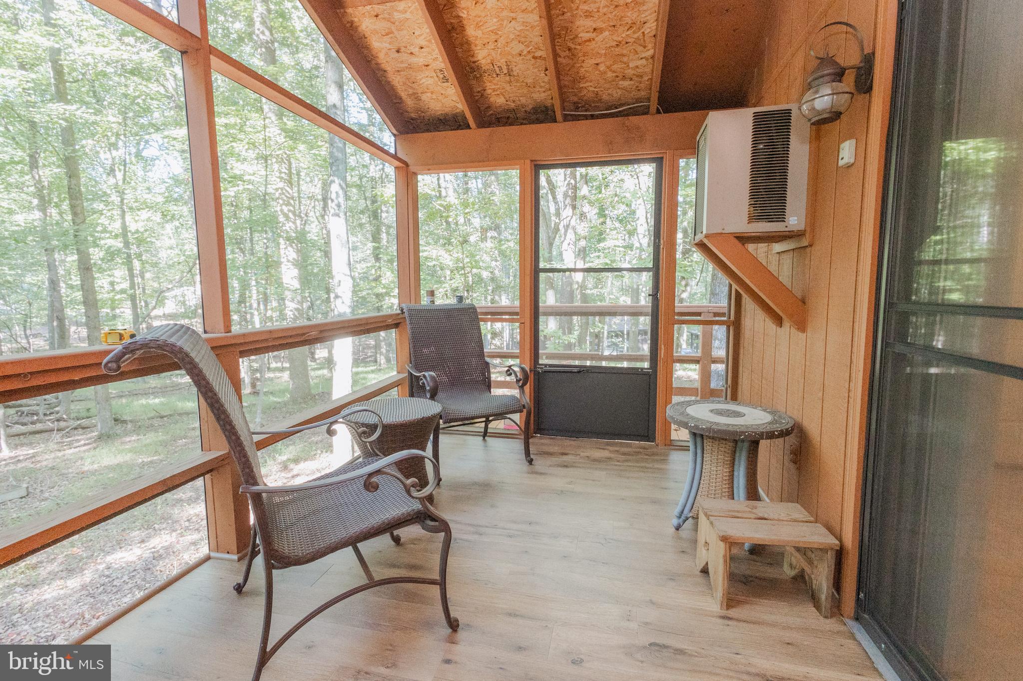 THE WOODS - Residential