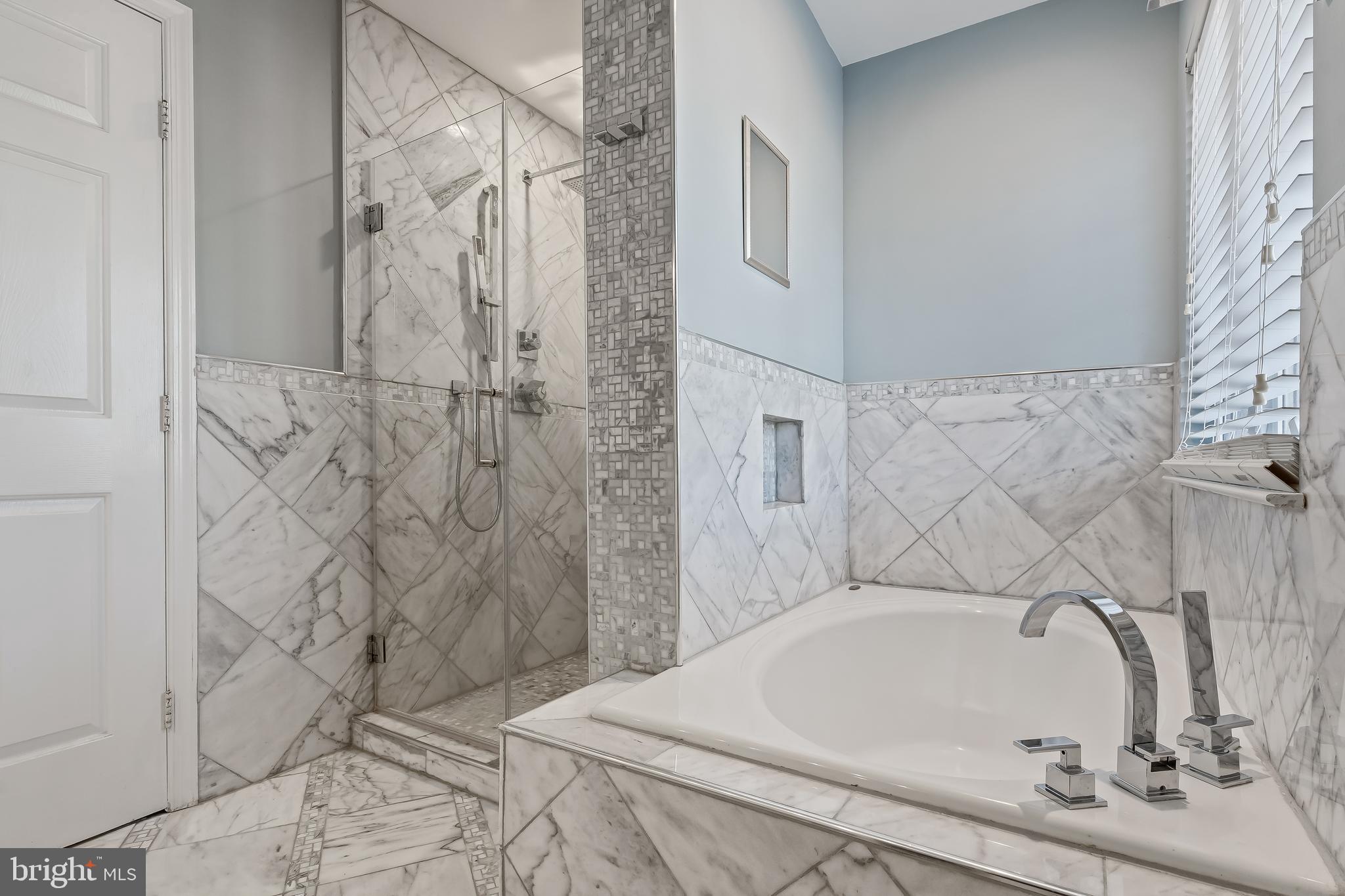 SOUTH RIDING - Residential Lease