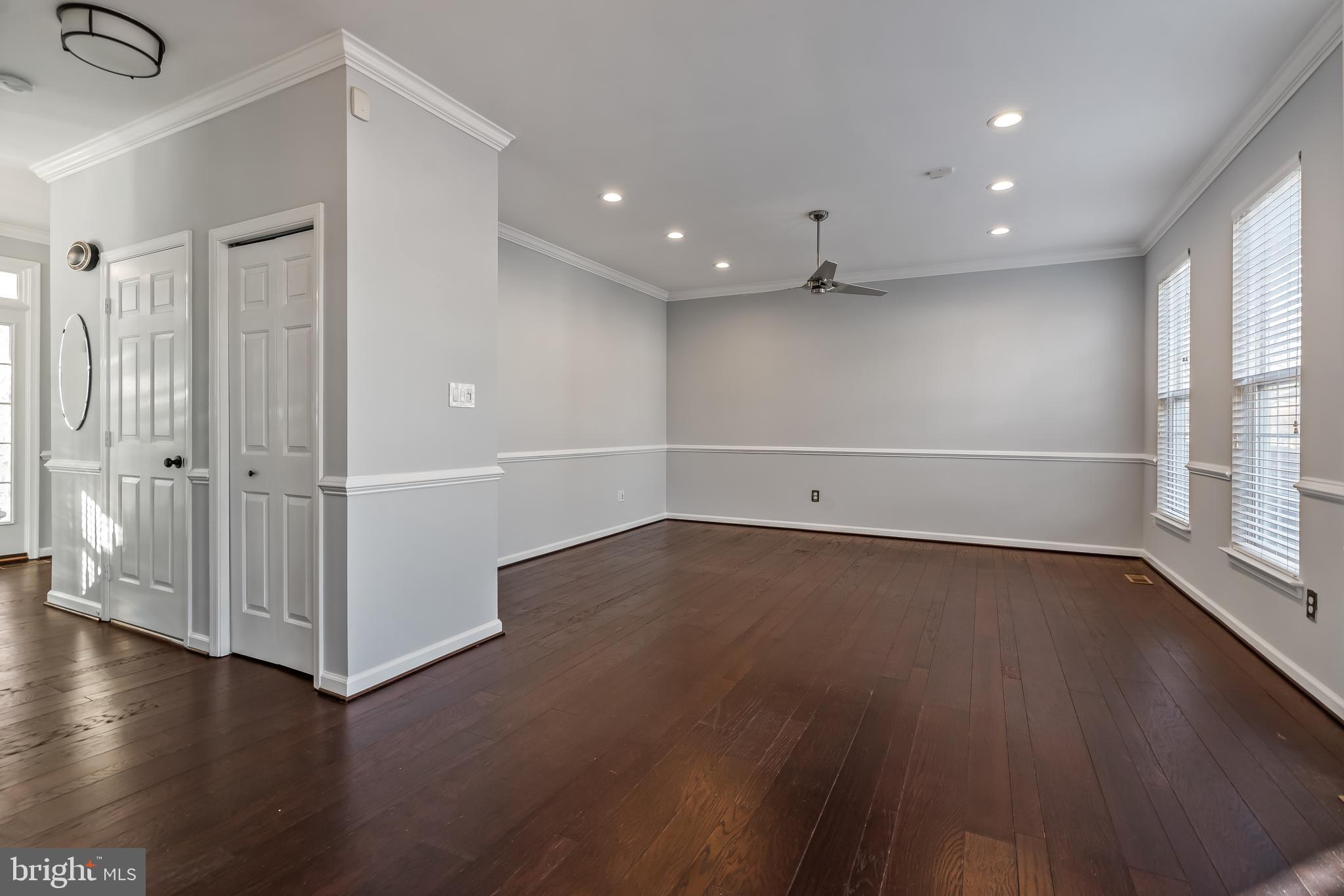 SOUTH RIDING - Residential Lease