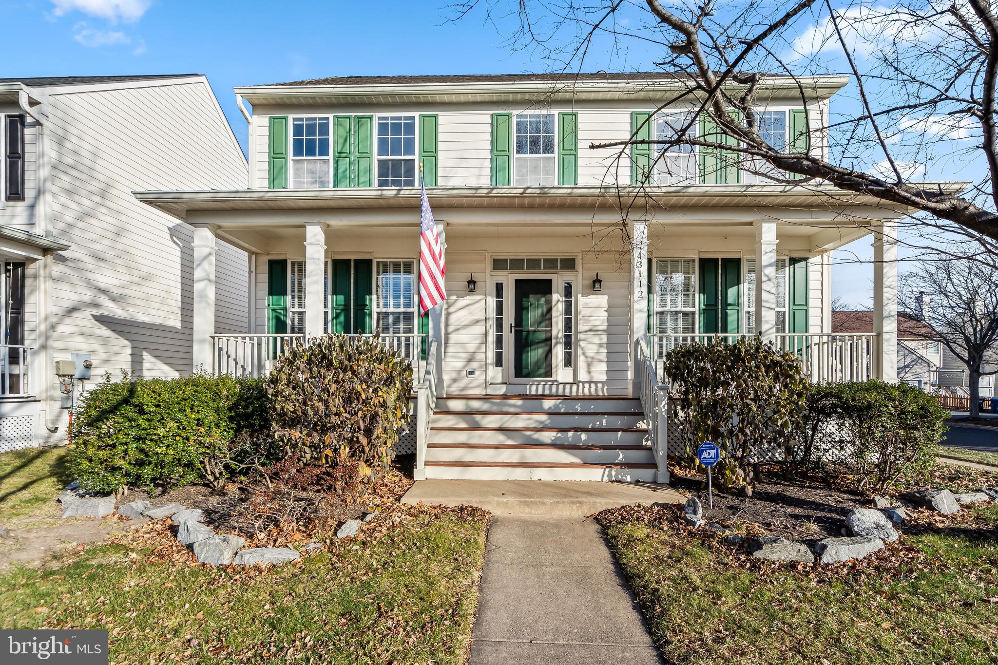 SOUTH RIDING - Residential Lease