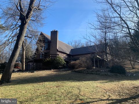 Tiny photo for 15416 Lincoln Way West W, FORT LOUDON, PA 17224 (MLS # PAFL2032386)