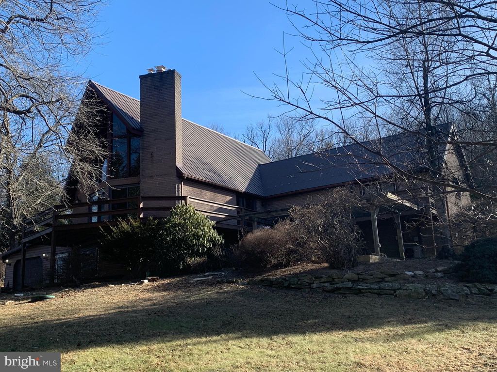 Photo of 15416 Lincoln Way West W, FORT LOUDON, PA 17224 (MLS # PAFL2032386)