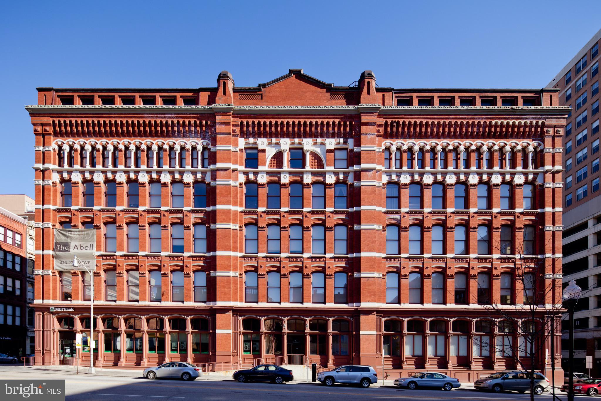 DOWNTOWN - Residential Lease