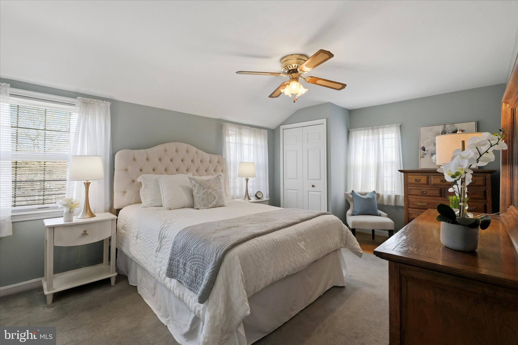 WOODMERE PARK - Residential