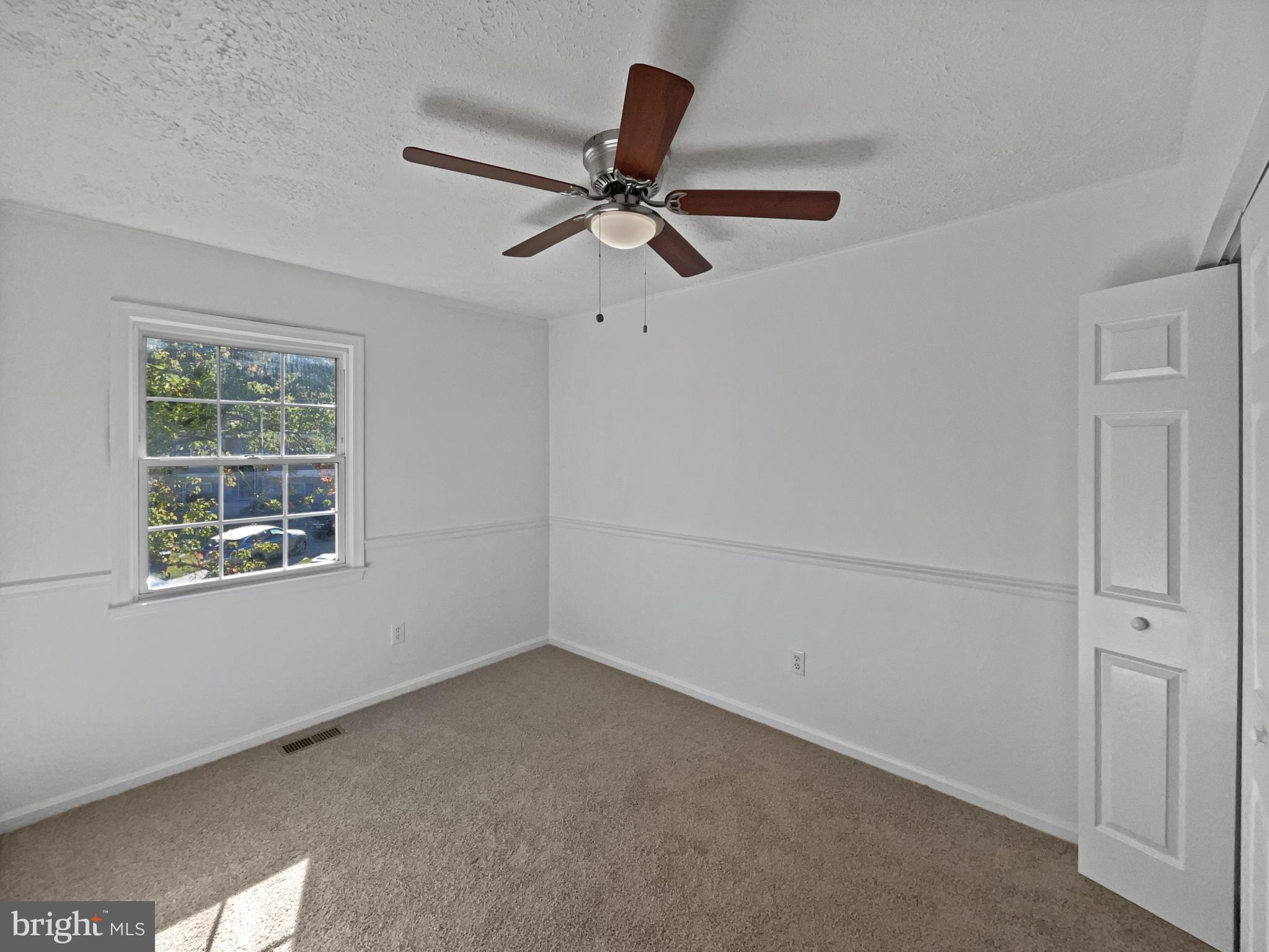 2337 VALE COURT