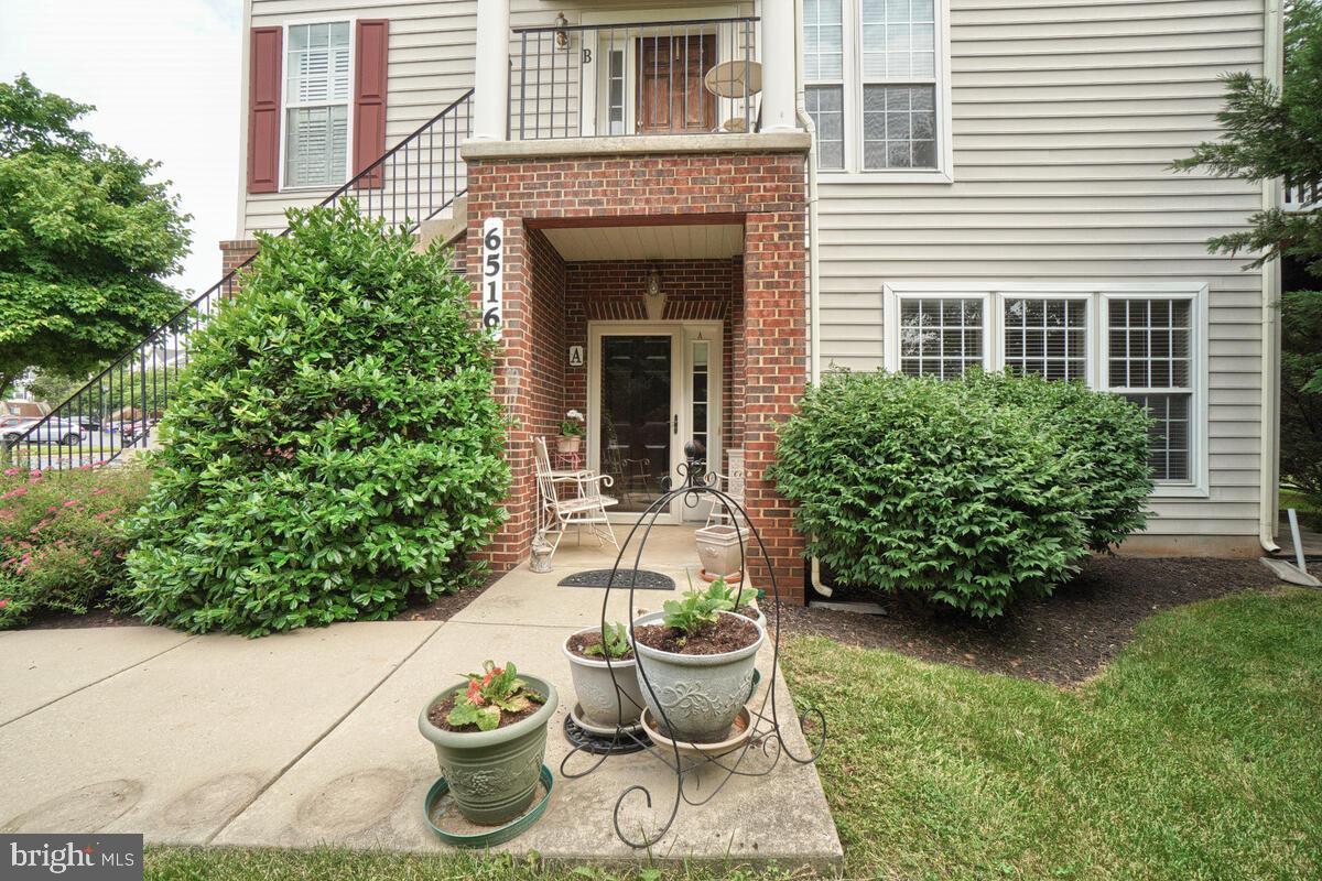Check out this former model home! One level living at its best. This adorable condo is spacious and cozy at the same time. Wide doorways, 9ft ceilings, spacious kitchen, separate dining area, 2 entrances, large windows all add to this home's charm. Ceramic tile in the kitchen and bathrooms, separate soaking tub in the primary bedroom, and gas fireplace in the living room. The HVAC is only 3 years old so you should have no worries for years to come. Conveniently located minutes from major commuter routes, Ballenger Creek park, grocery stores, restaurants, entertainment, and more.