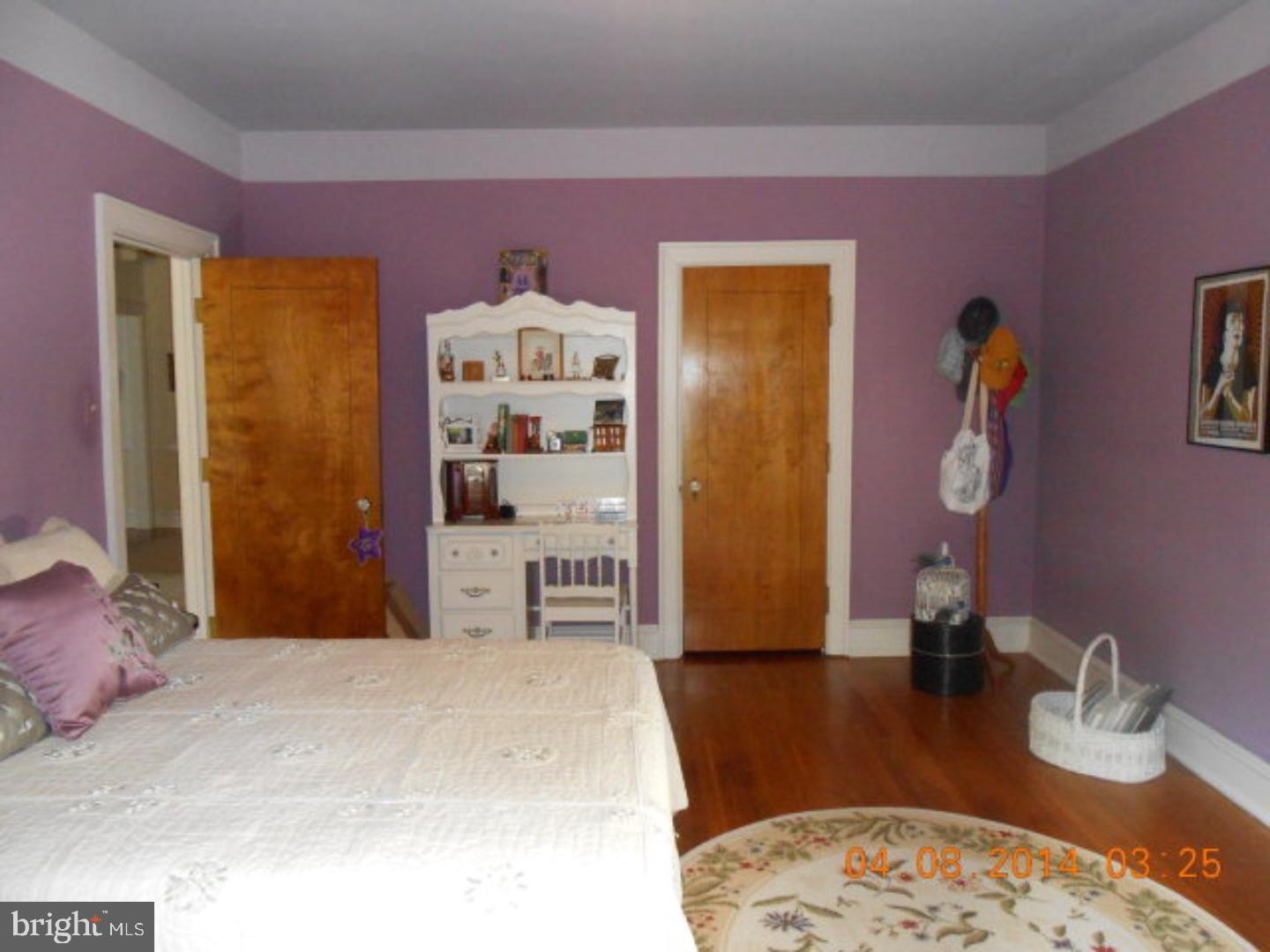 YORKVILLE - Residential