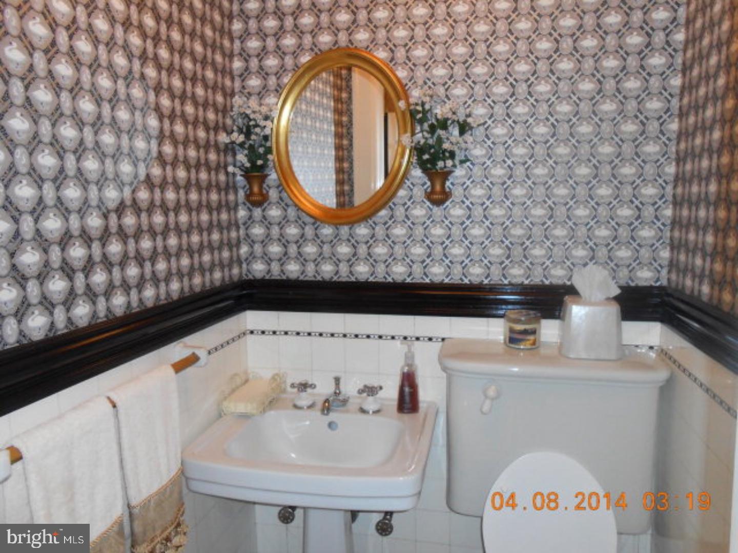 YORKVILLE - Residential