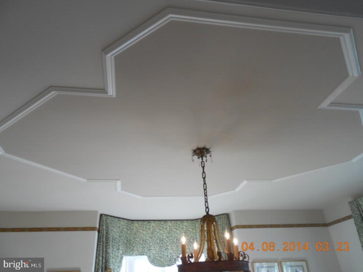 YORKVILLE - Residential