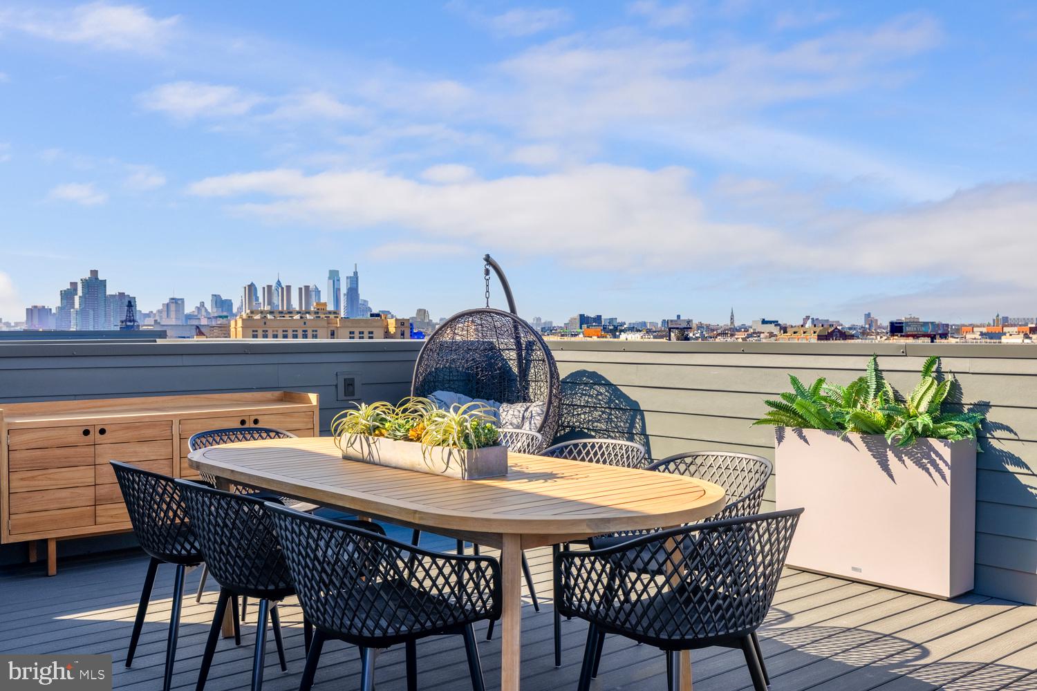 NORTHBANK - Residential