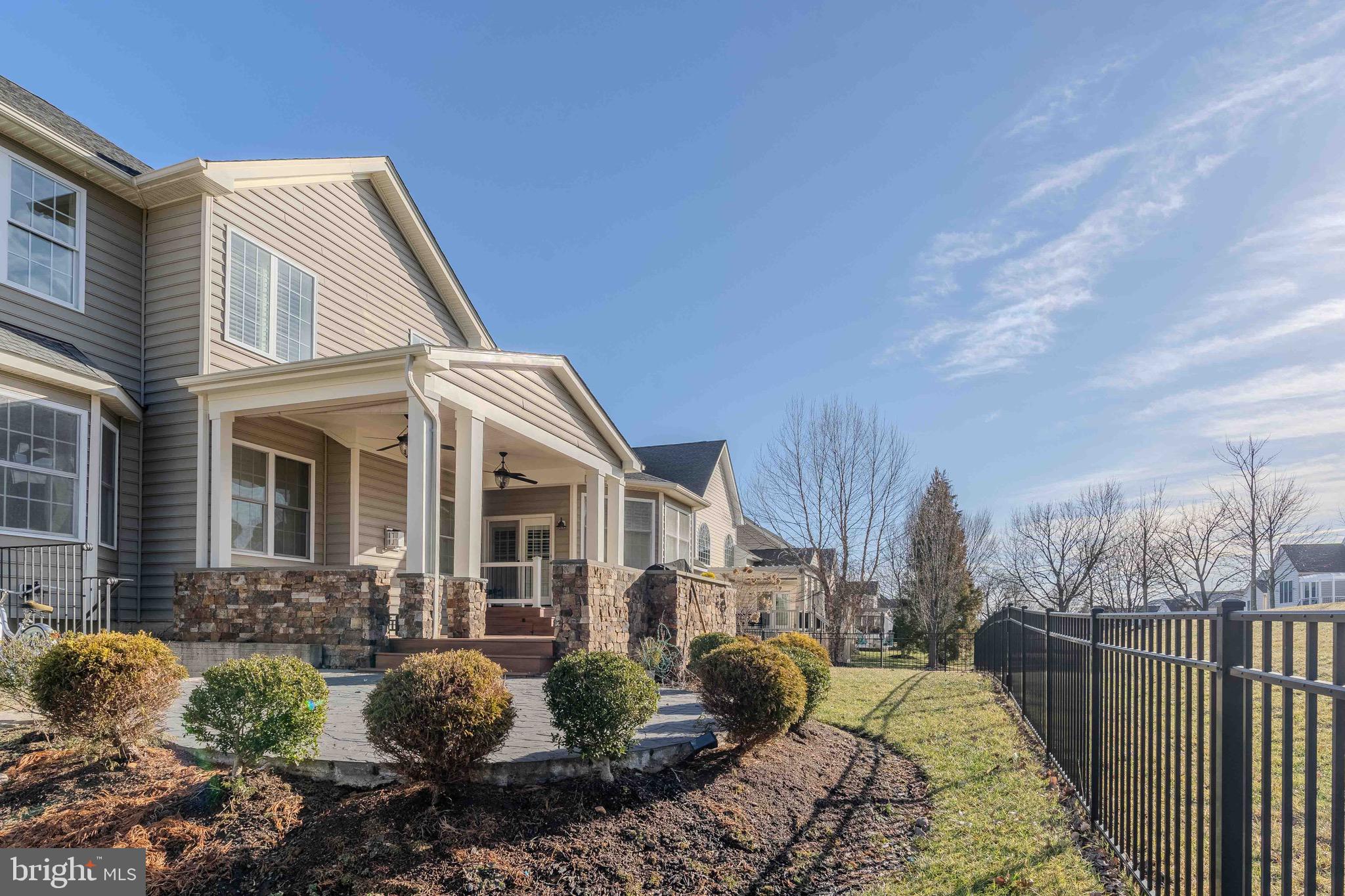 DOMINION VALLEY COUNTRY CLUB - Residential Lease