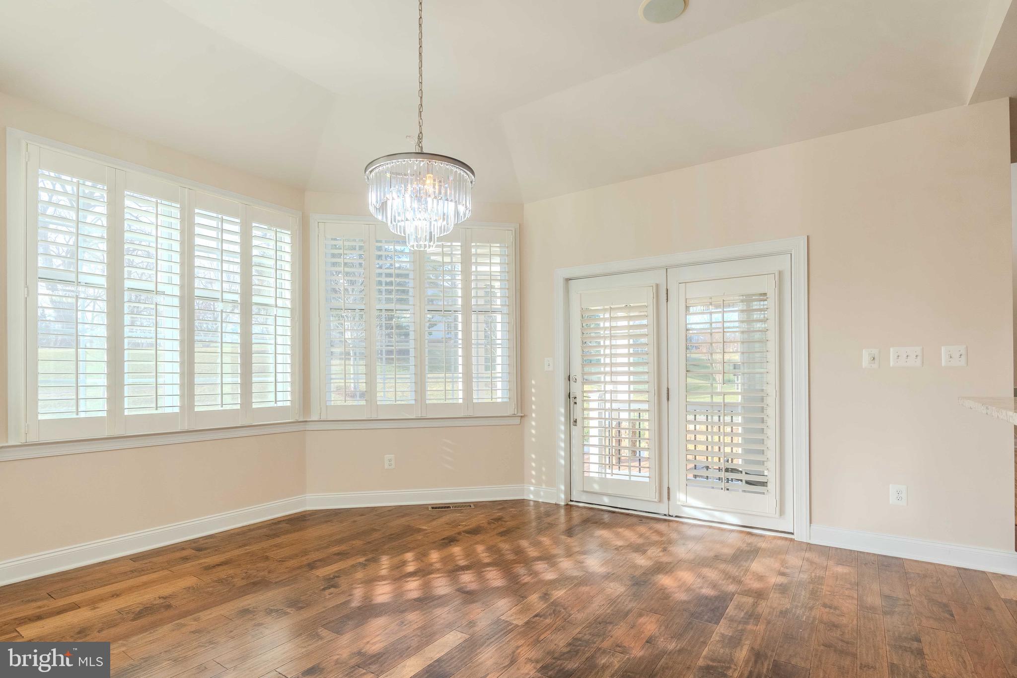 DOMINION VALLEY COUNTRY CLUB - Residential Lease