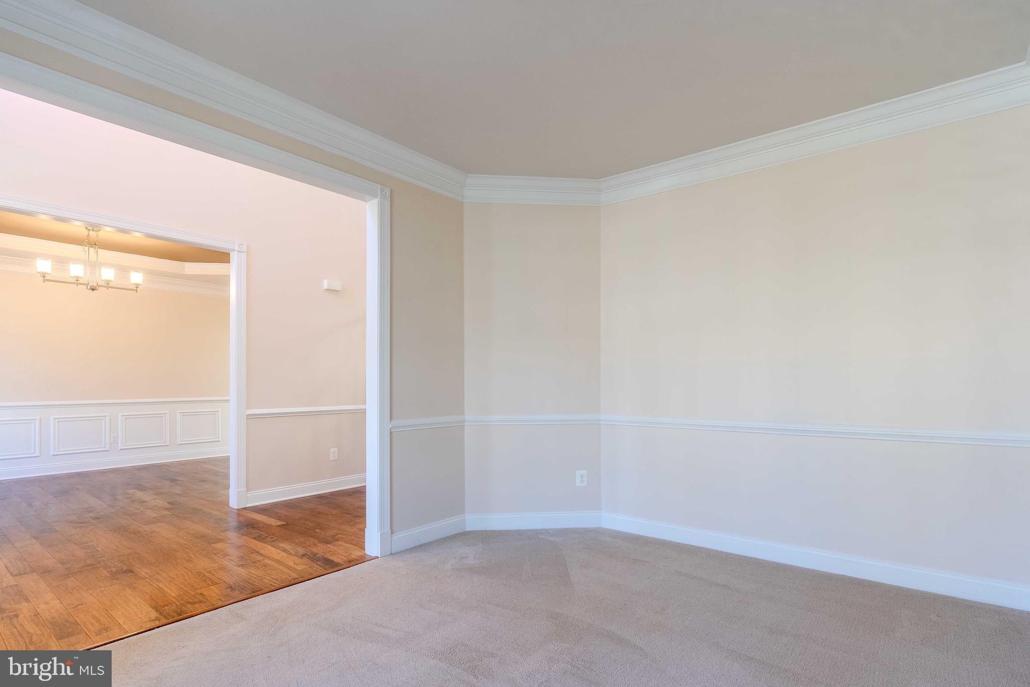 DOMINION VALLEY COUNTRY CLUB - Residential Lease