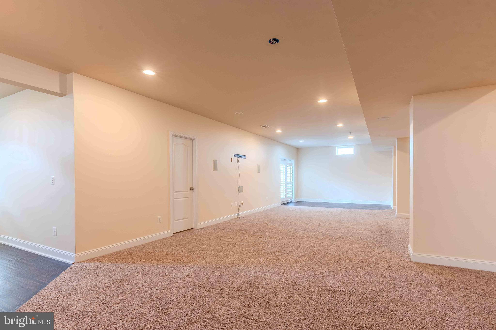DOMINION VALLEY COUNTRY CLUB - Residential Lease