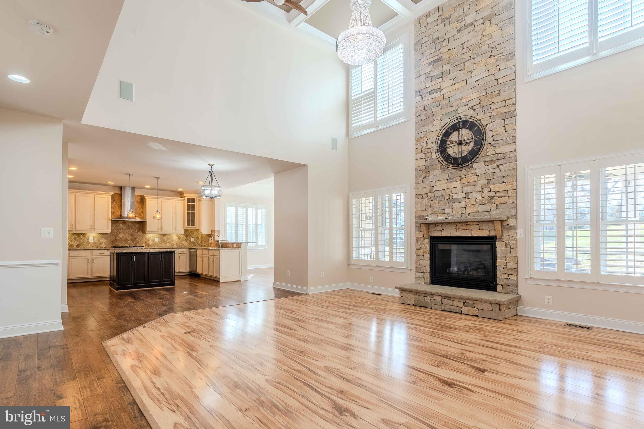 DOMINION VALLEY COUNTRY CLUB - Residential Lease