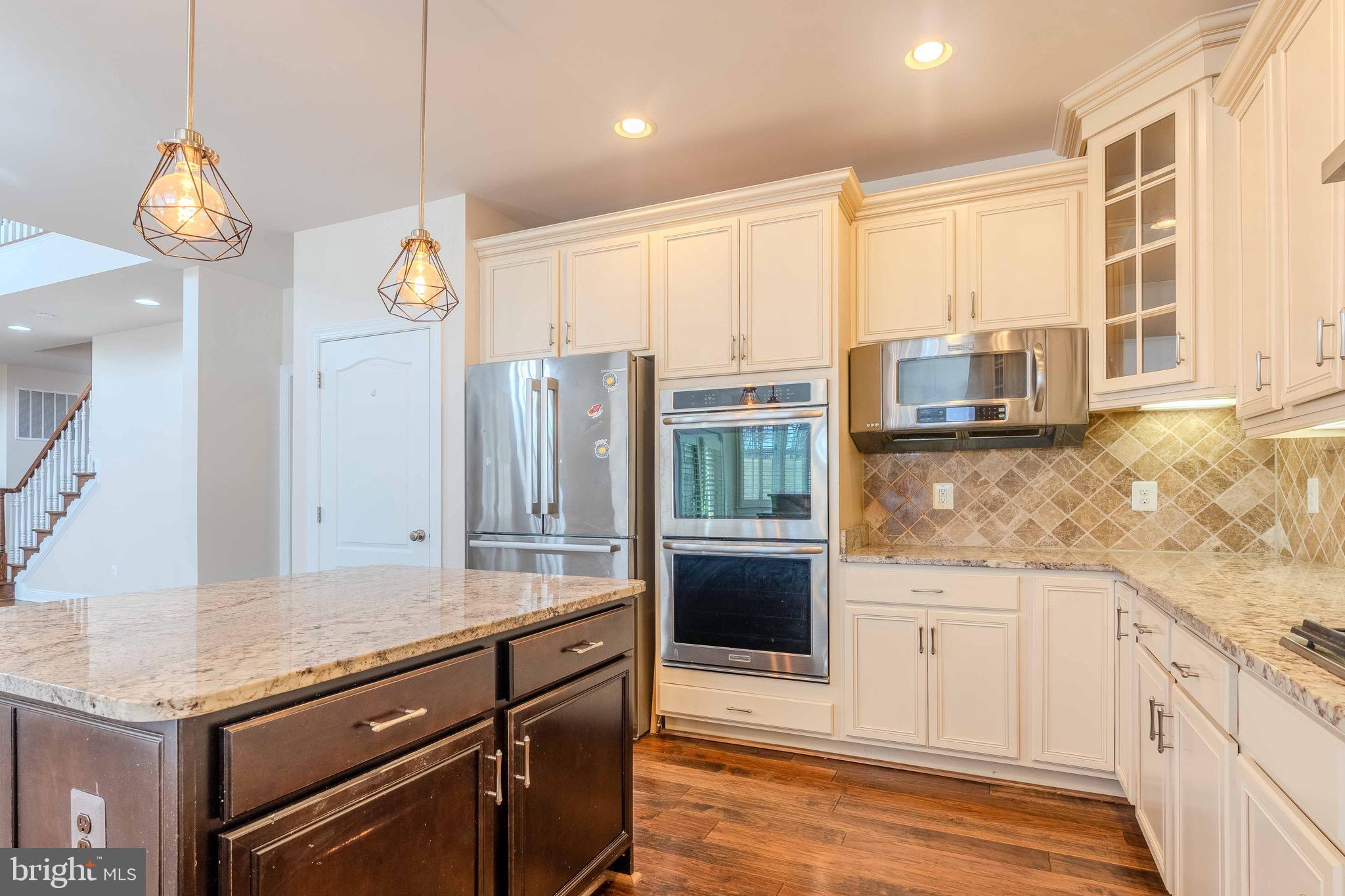 DOMINION VALLEY COUNTRY CLUB - Residential Lease
