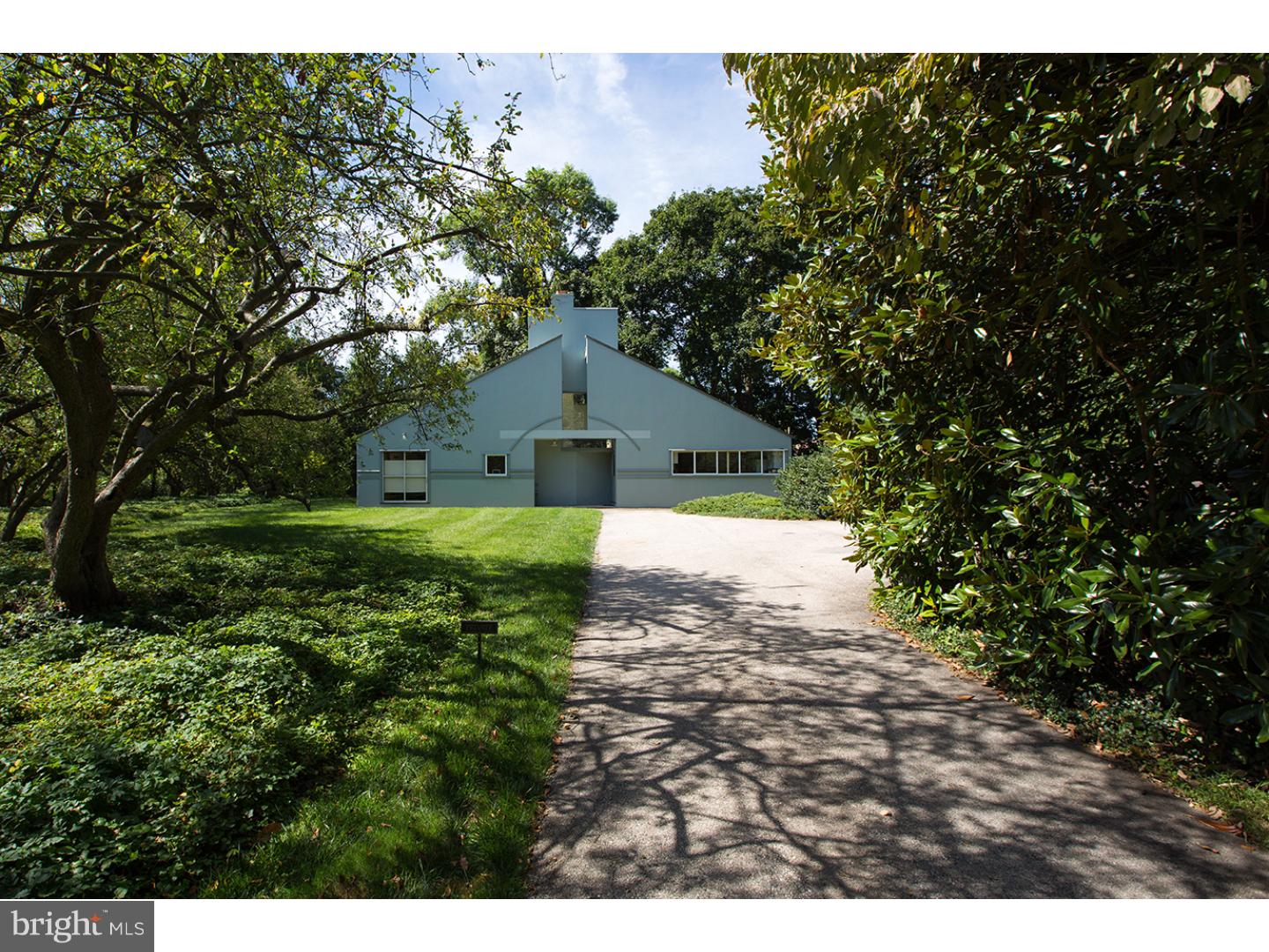CHESTNUT HILL - Residential