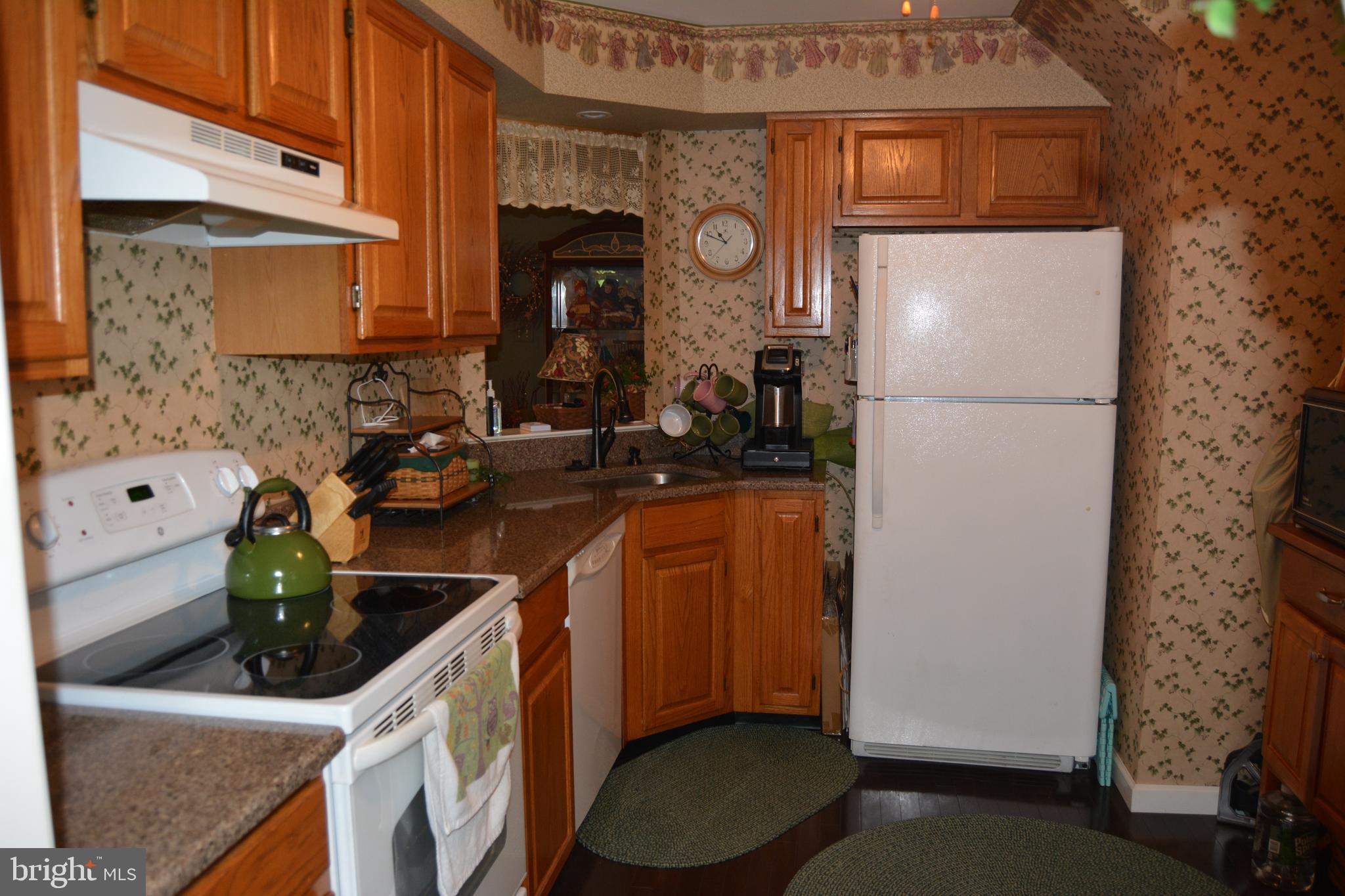 MEWS AT WYCKFORD C - Residential