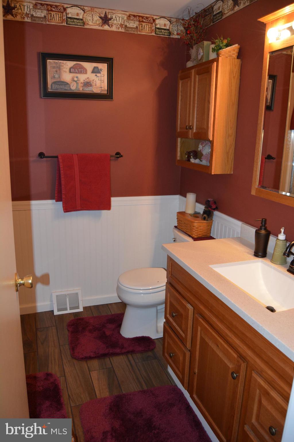 MEWS AT WYCKFORD C - Residential