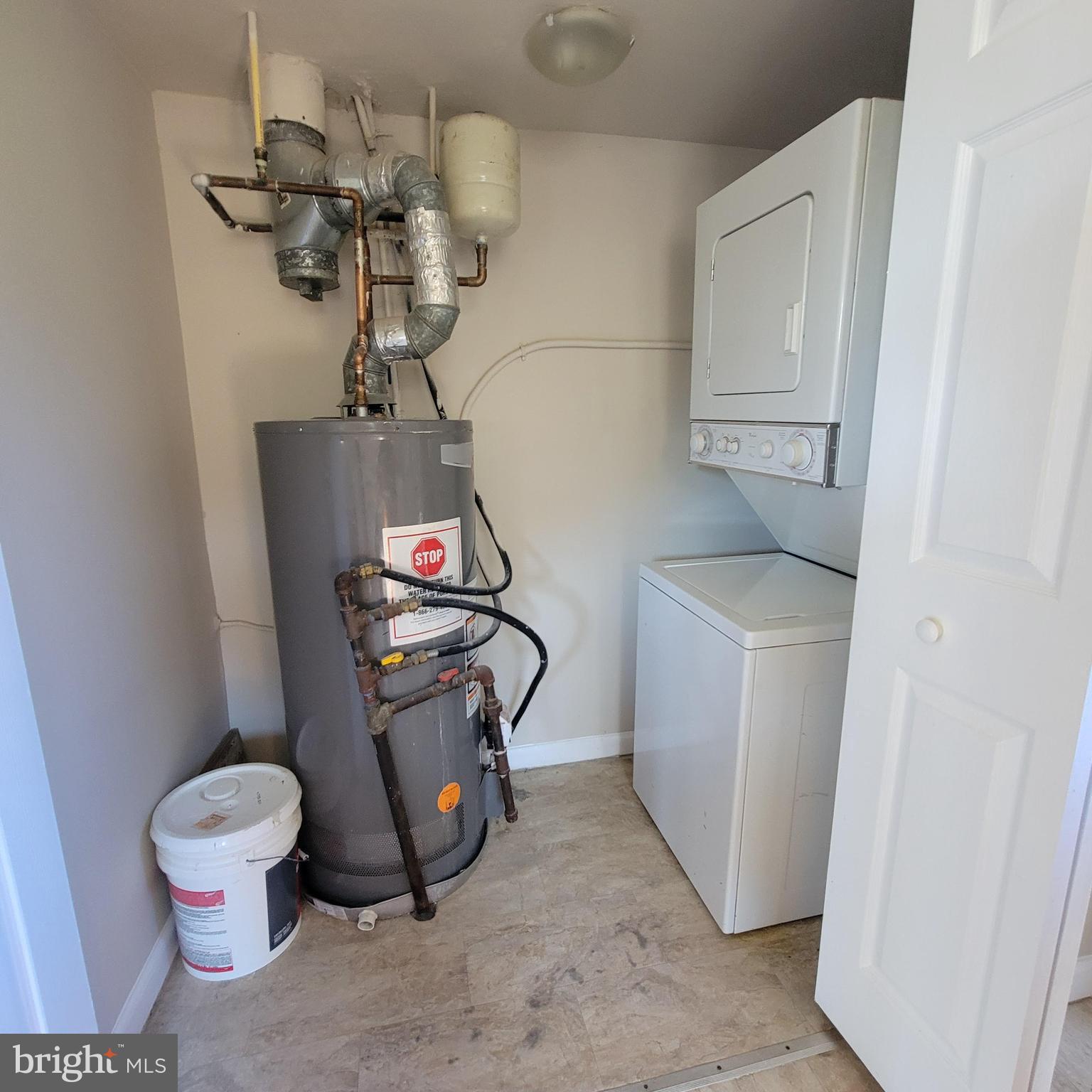 DUPONT HEIGHTS - Residential Lease