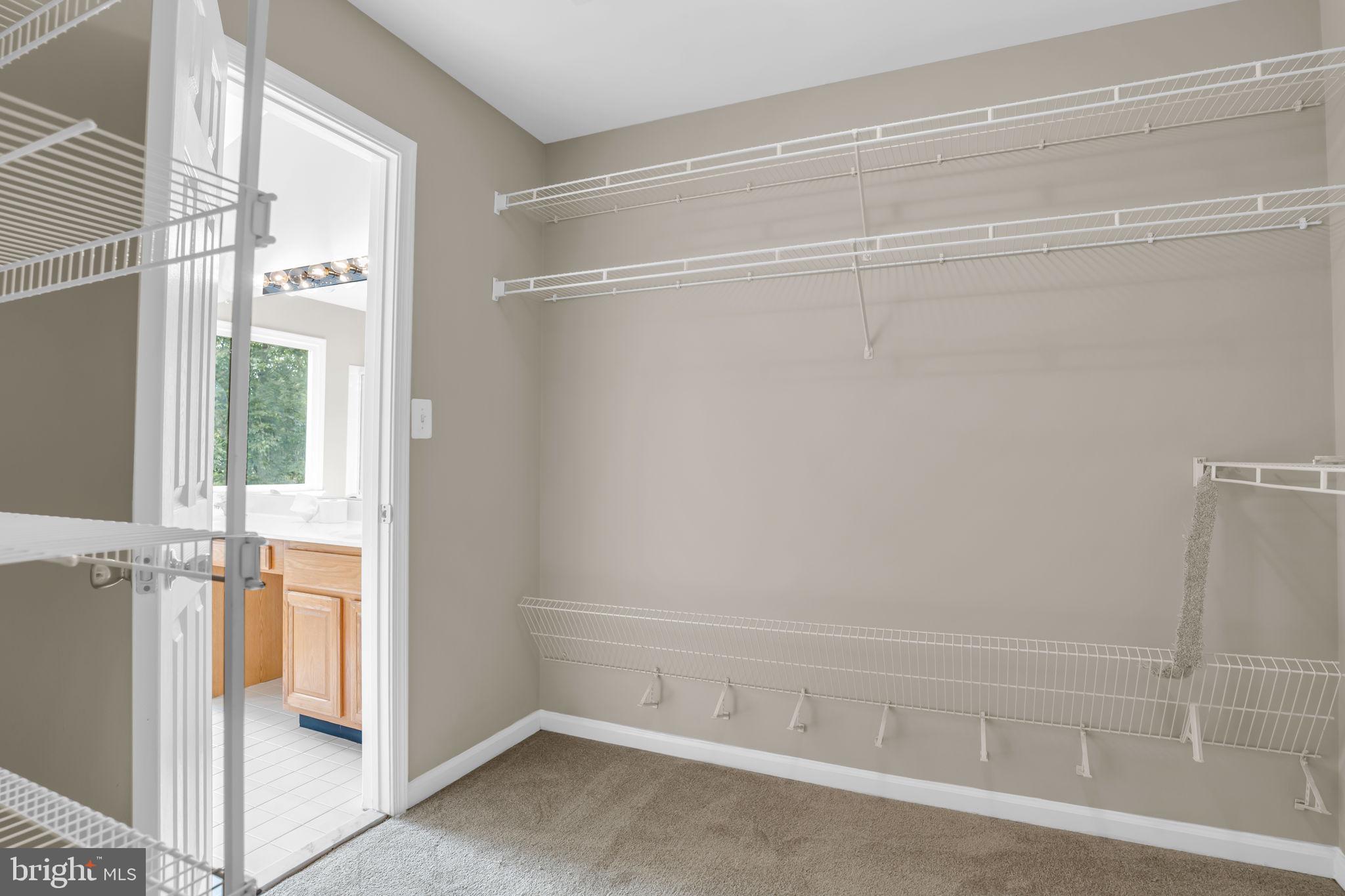 CENTRE RIDGE - Residential