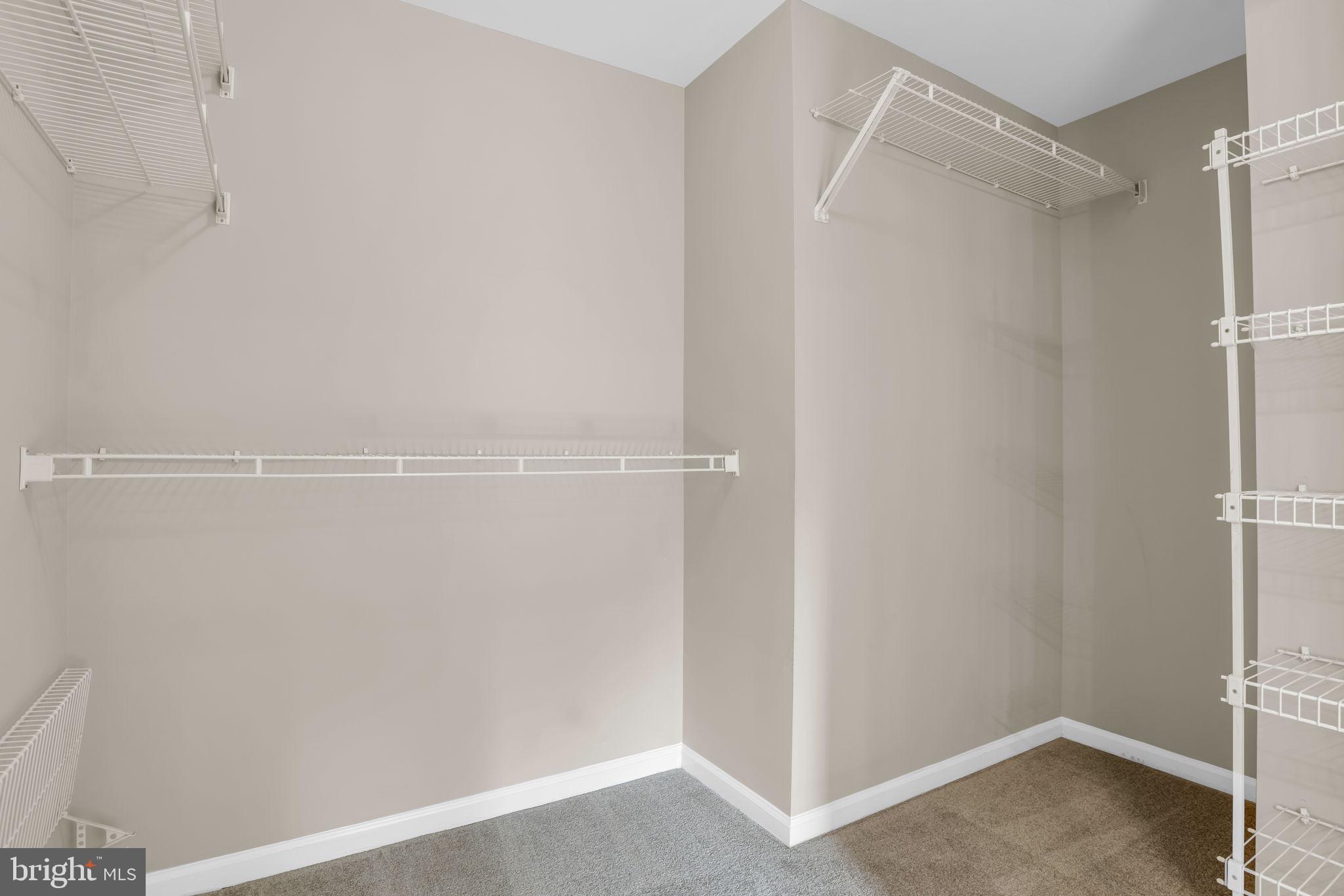 CENTRE RIDGE - Residential