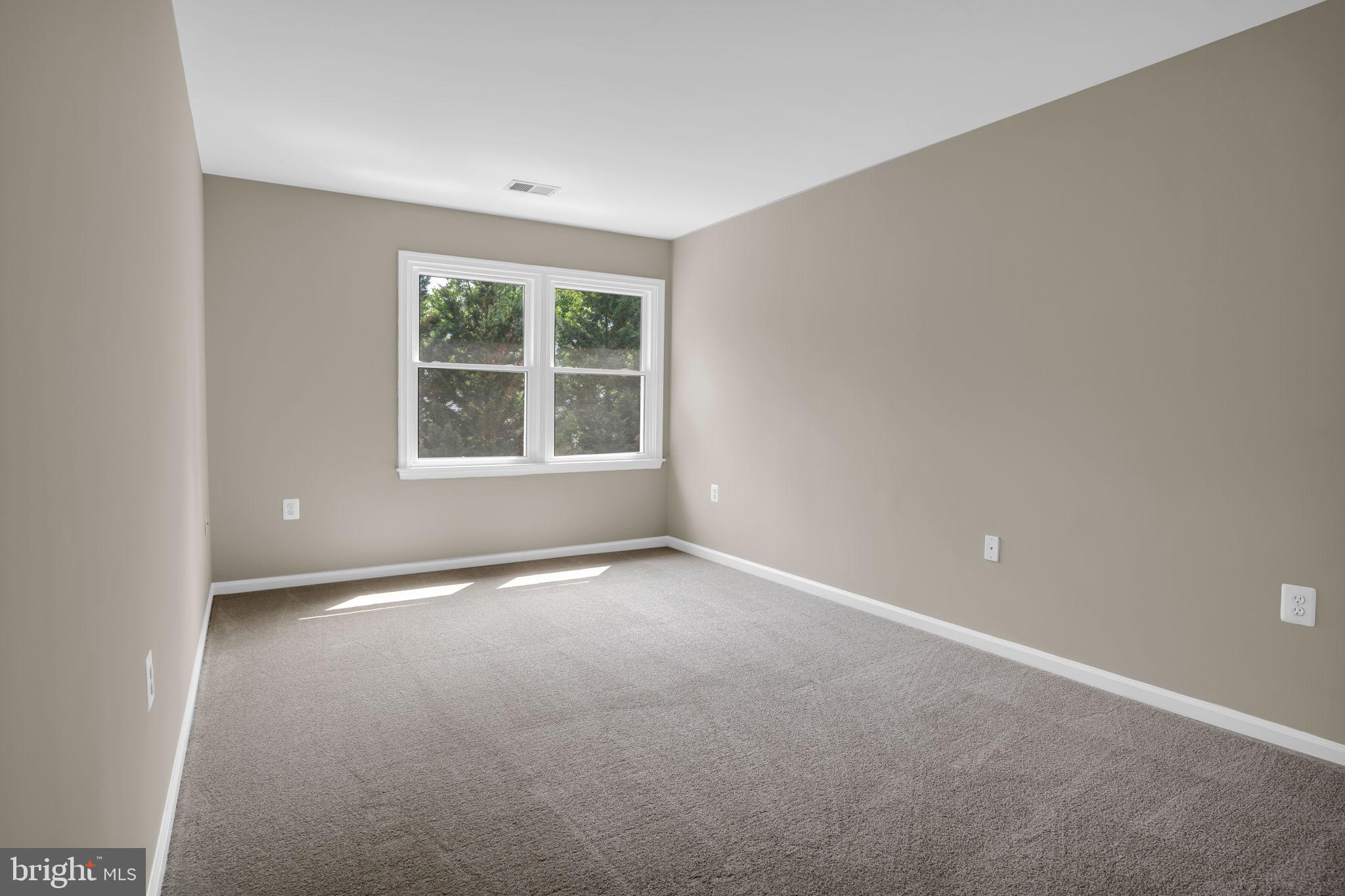 CENTRE RIDGE - Residential