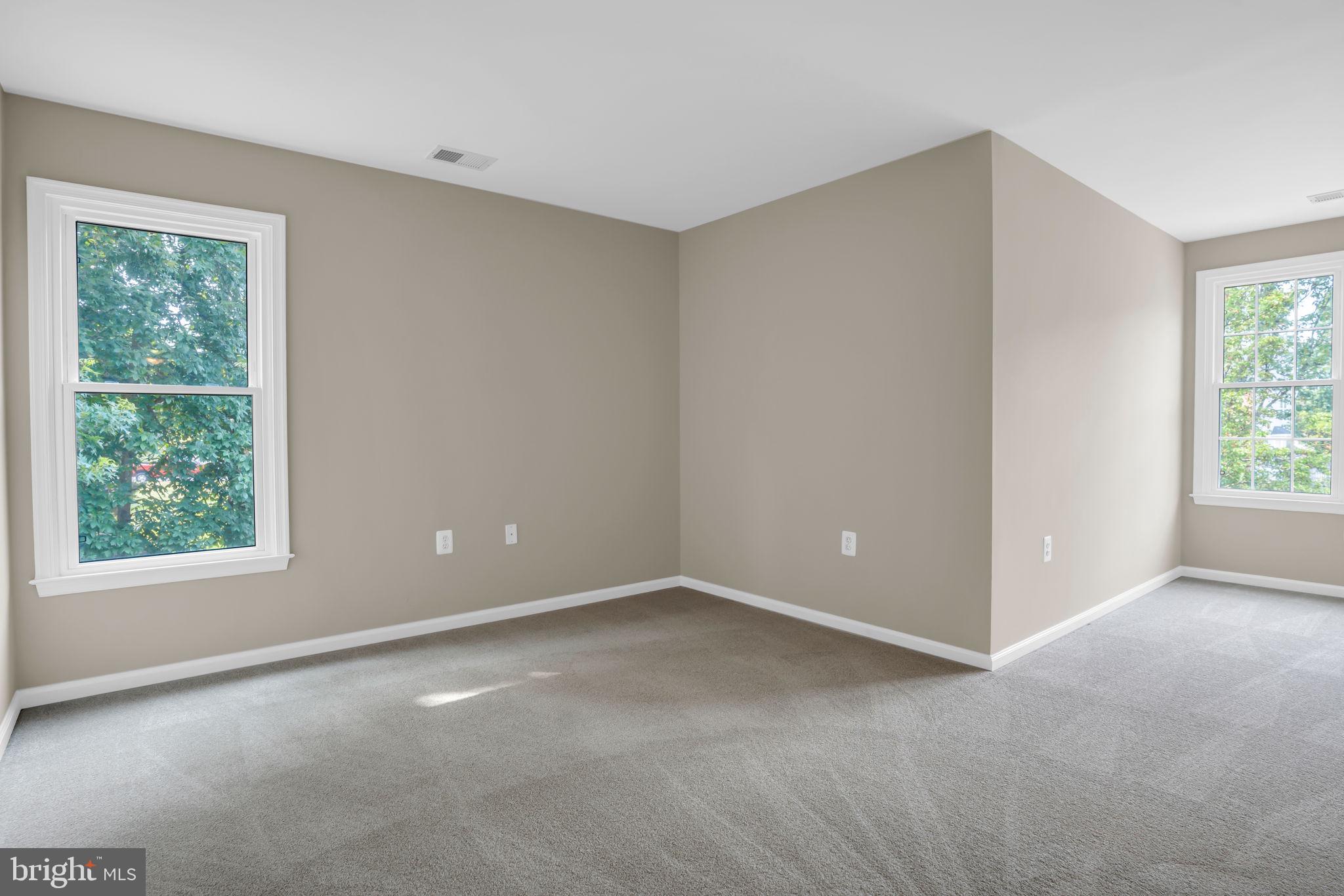 CENTRE RIDGE - Residential