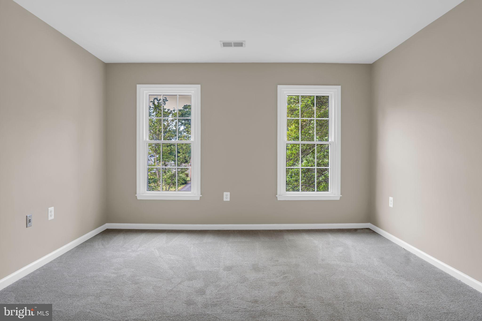 CENTRE RIDGE - Residential