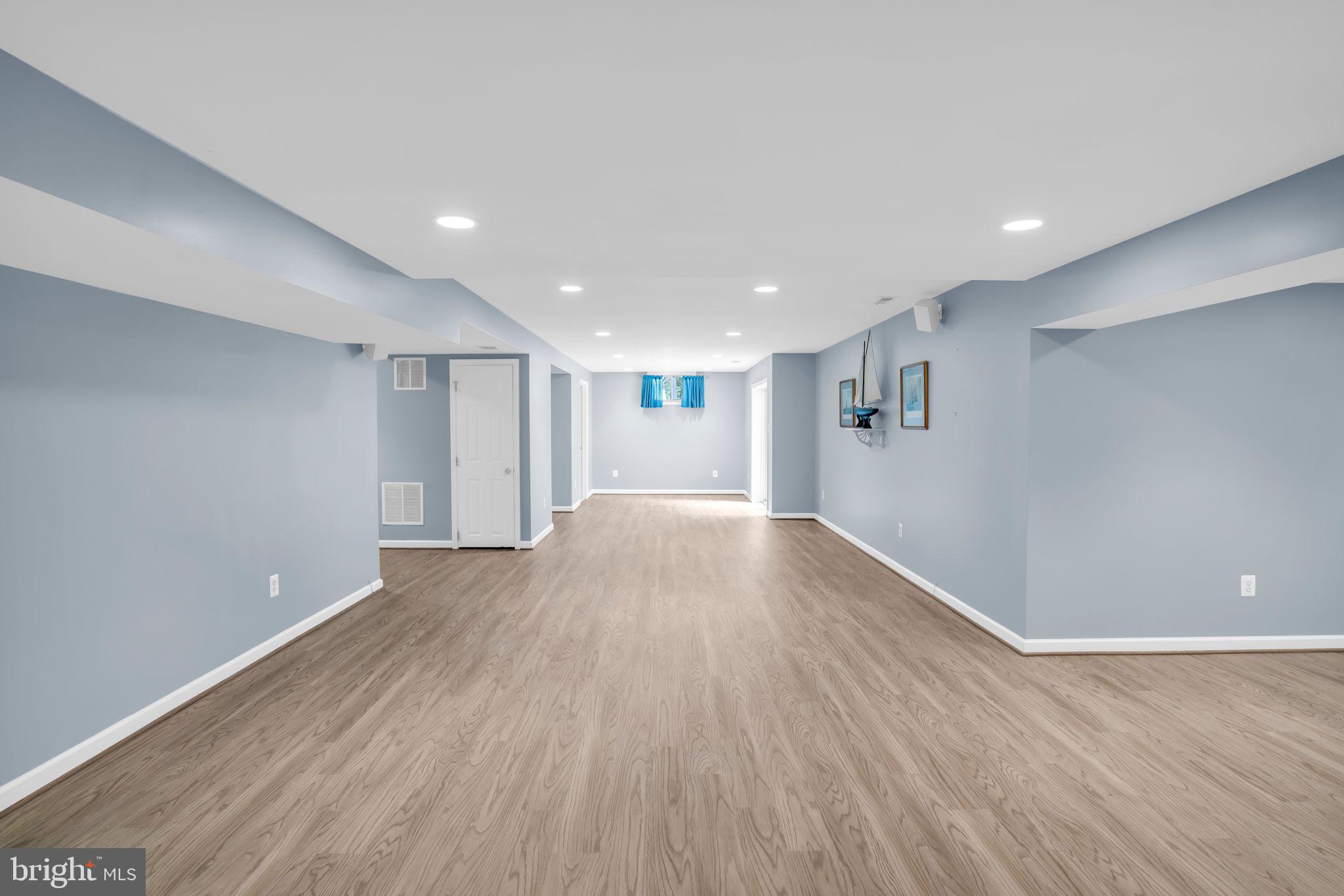 CENTRE RIDGE - Residential