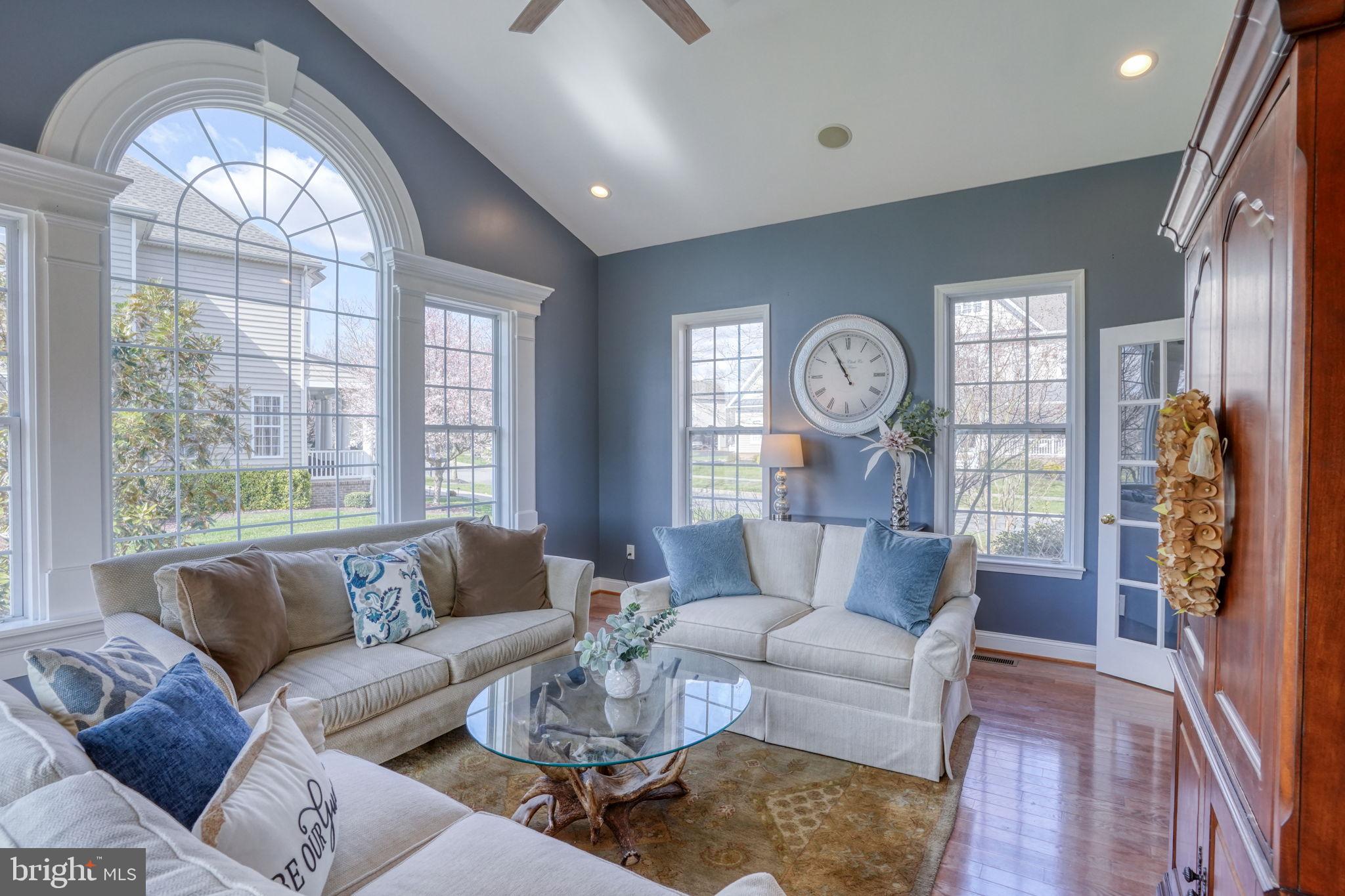 PARKSIDE - Residential