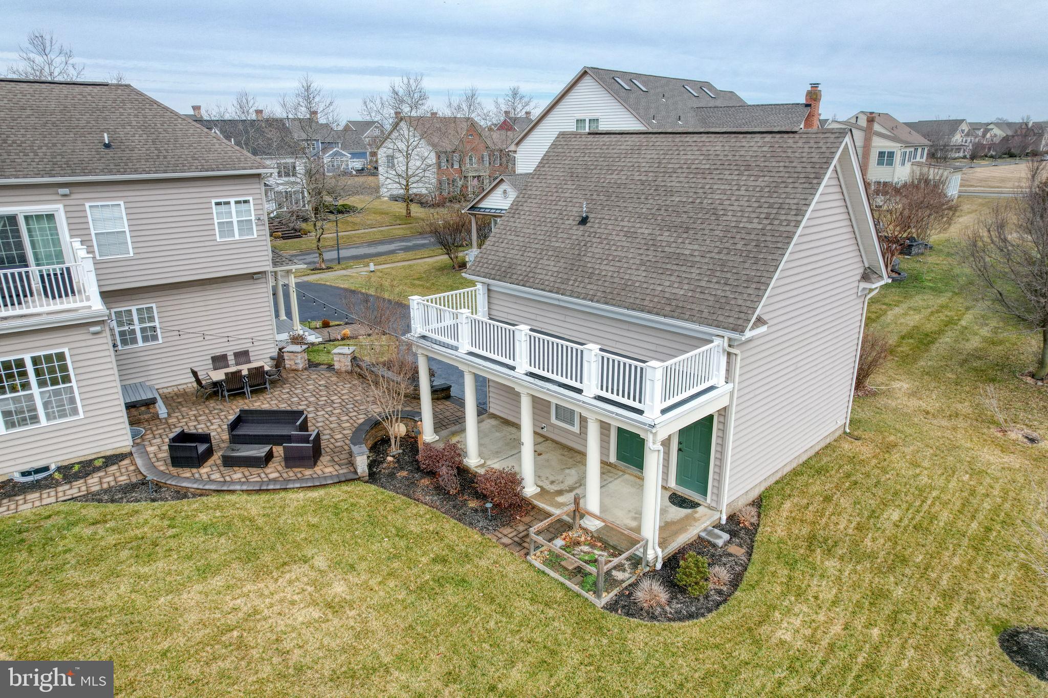 PARKSIDE - Residential