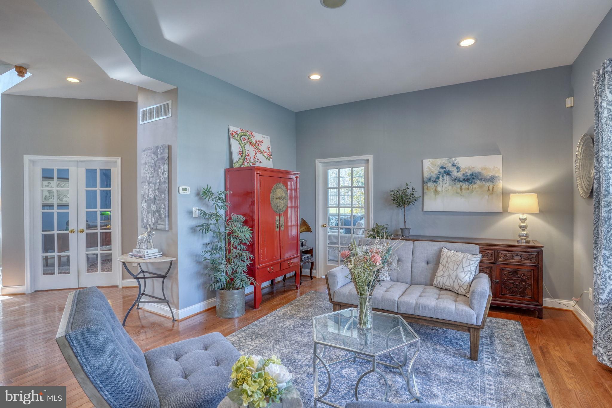 PARKSIDE - Residential