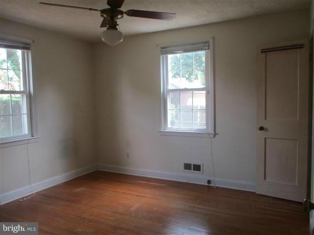 KENWOOD - Residential