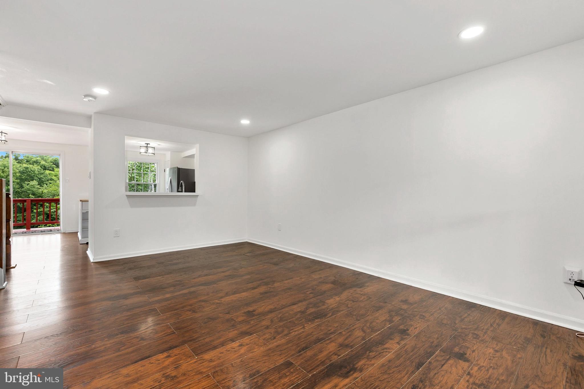513 CORAL REEF DRIVE