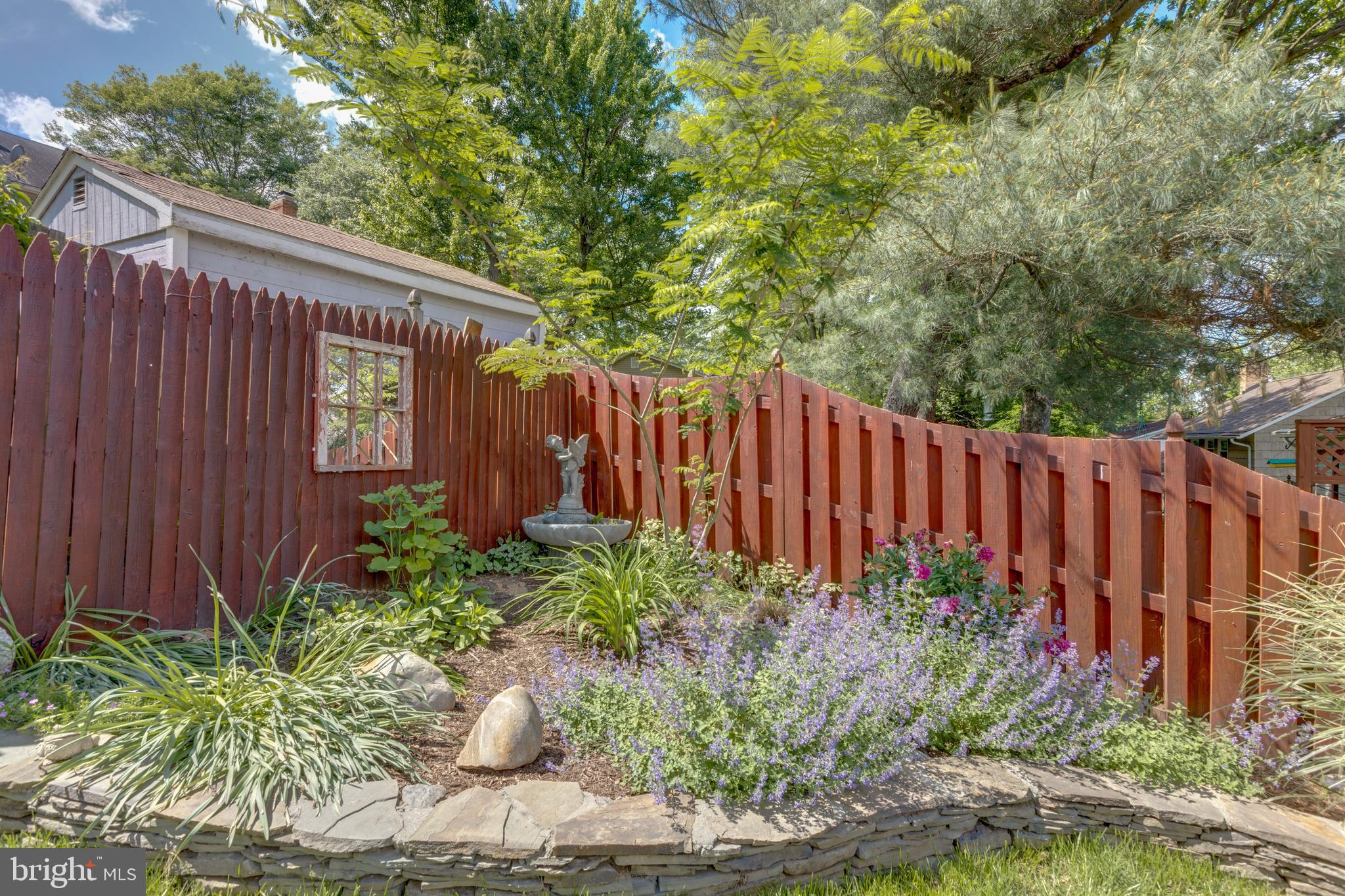 RIVERSIDE ESTATES - Residential