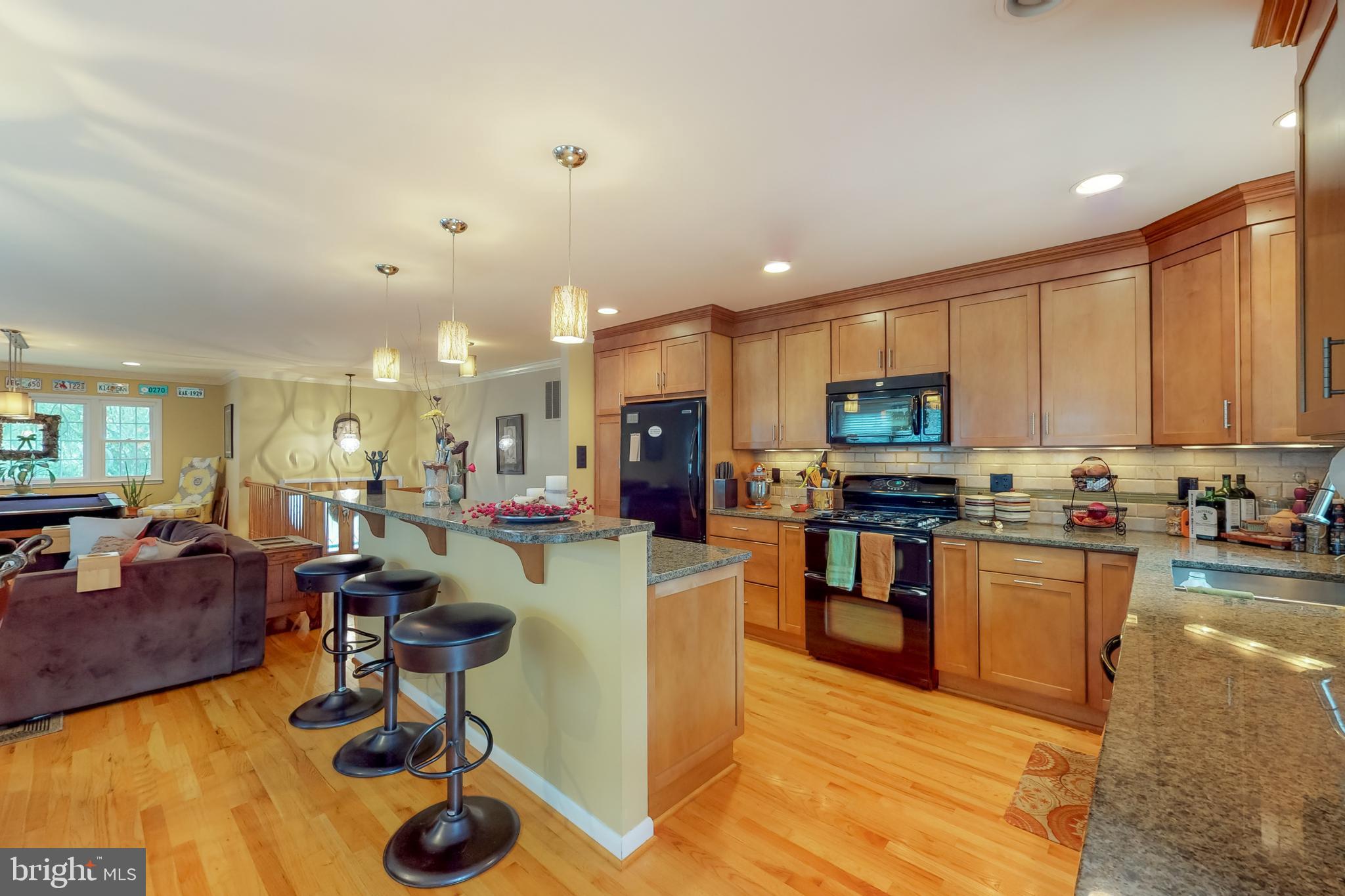 RIVERSIDE ESTATES - Residential