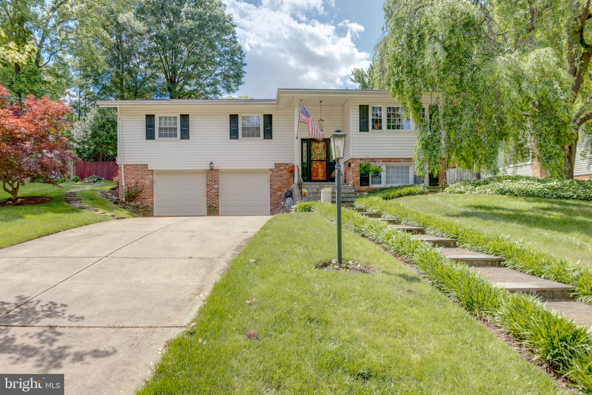 RIVERSIDE ESTATES - Residential