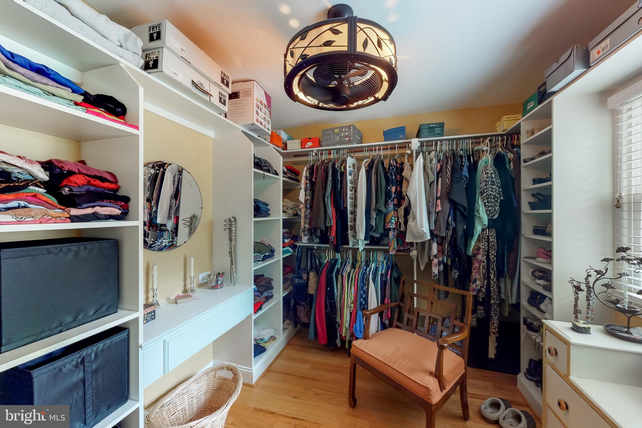 RIVERSIDE ESTATES - Residential