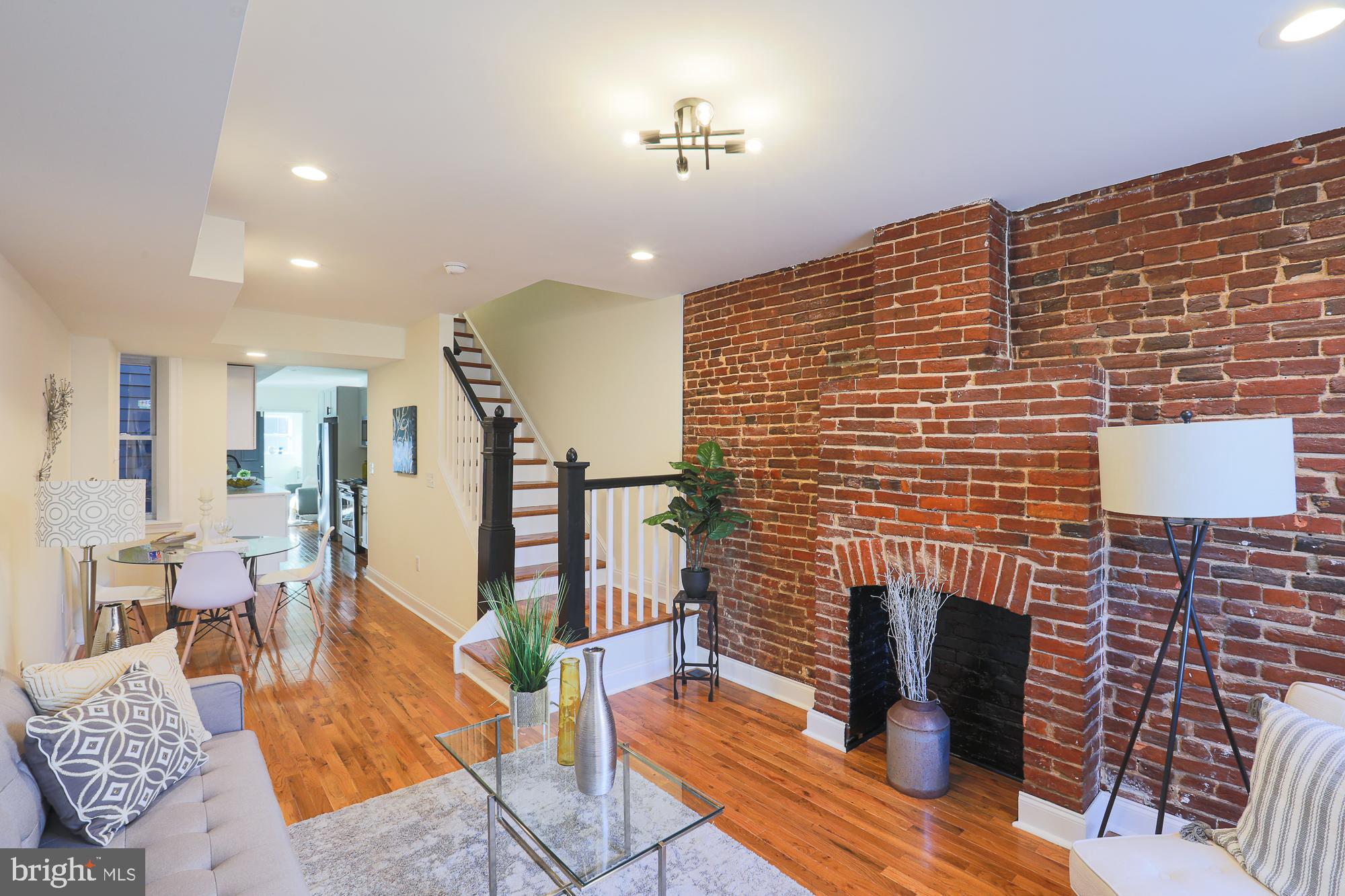 RIVERSIDE - Residential