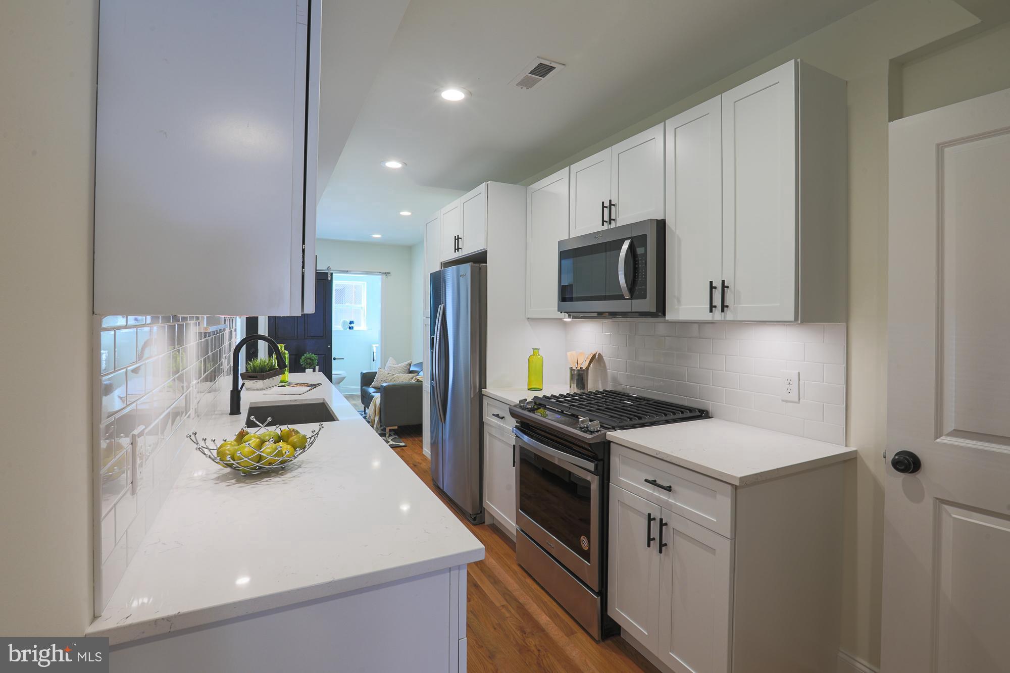 RIVERSIDE - Residential