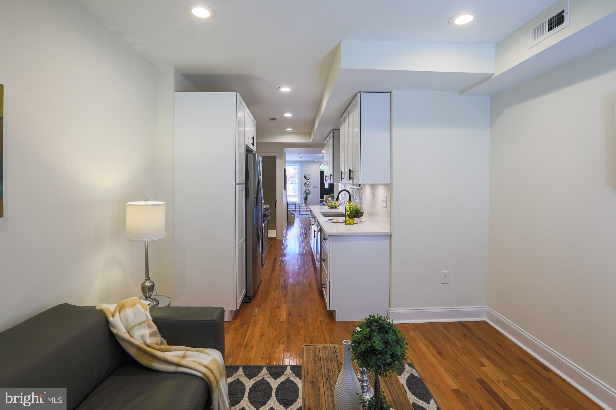 RIVERSIDE - Residential