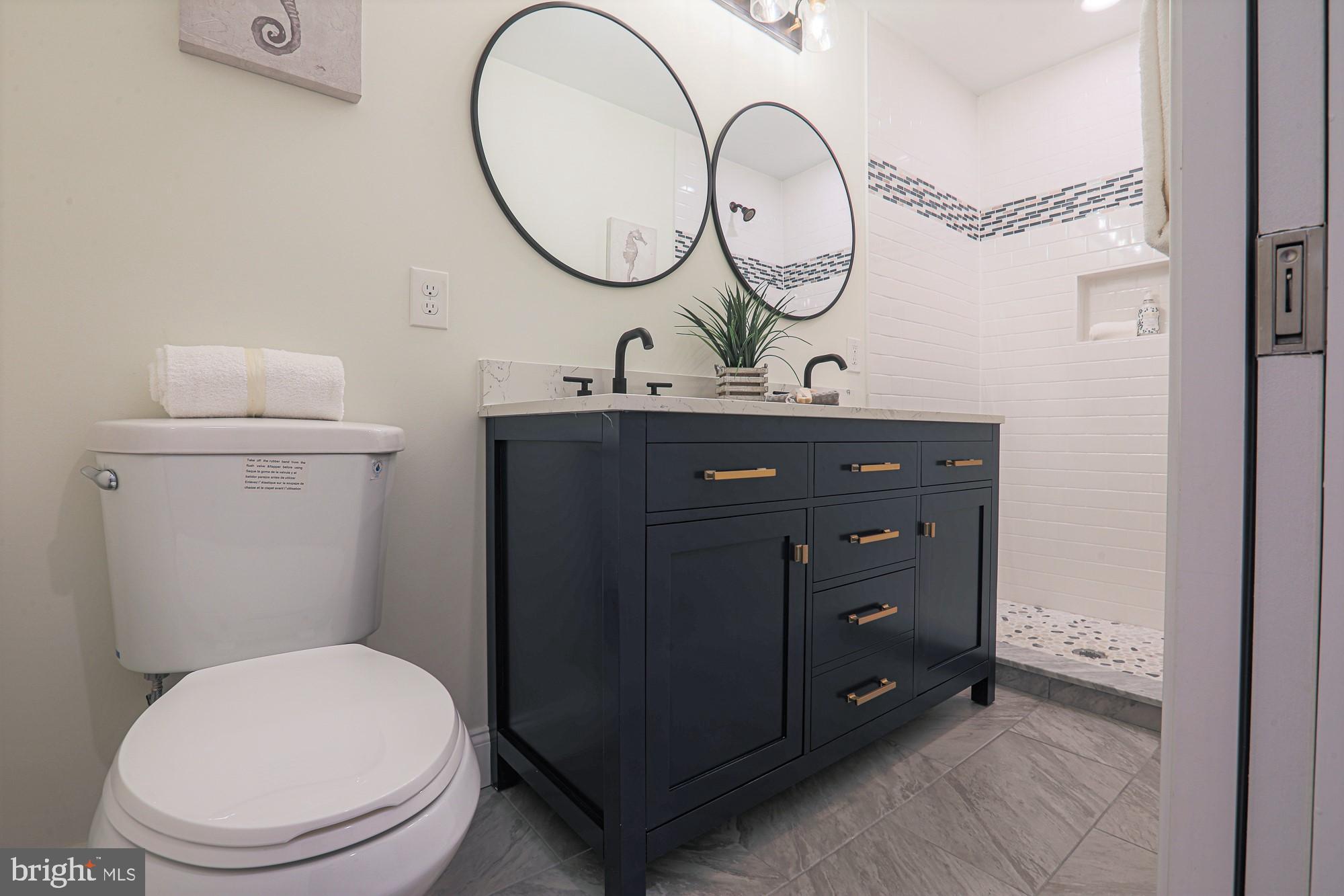 RIVERSIDE - Residential