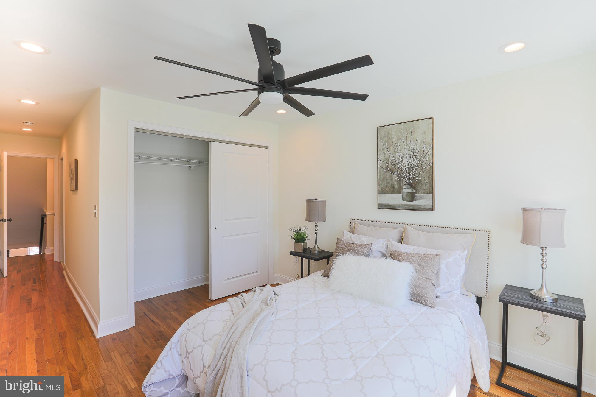 RIVERSIDE - Residential