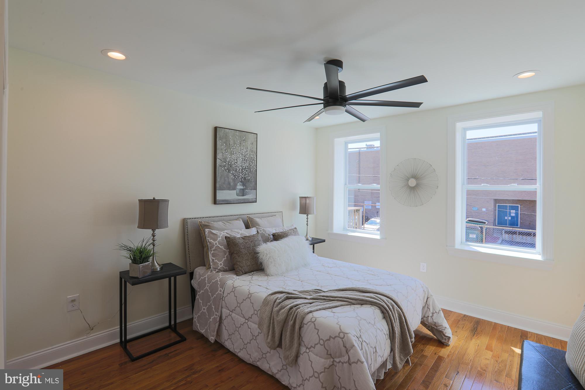 RIVERSIDE - Residential