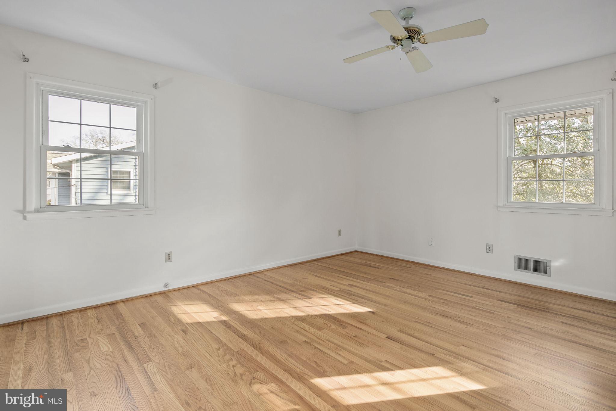 RIVERSIDE ESTATES - Residential